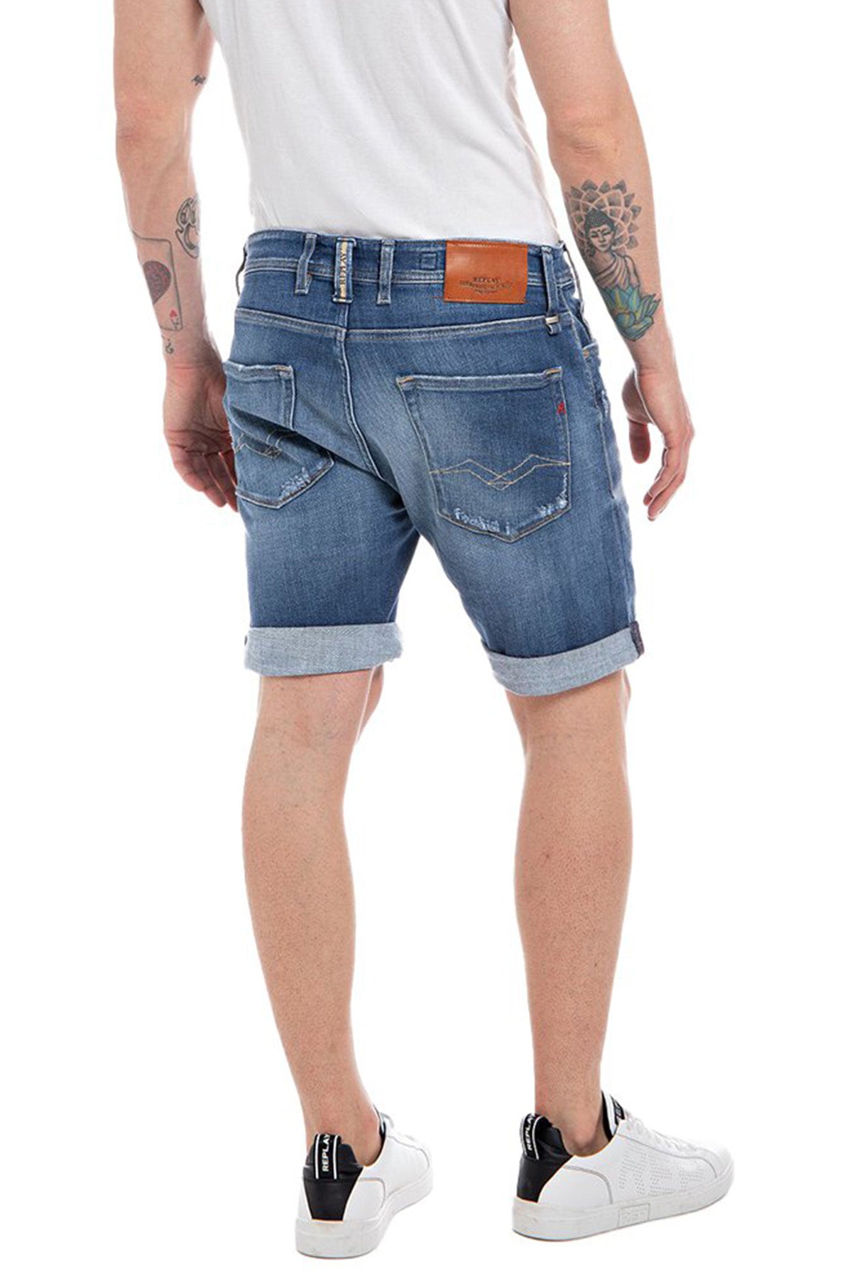 Replay RBJ 901 Tapered Fit Yırtık Detaylı Denim Şort-Libas Trendy Fashion Store