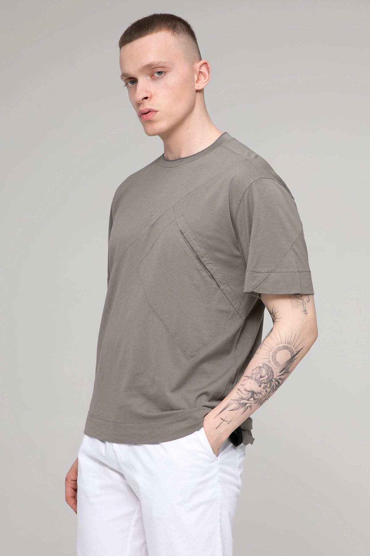 Transit Logolu Şerit Detaylı Geniş Kesim T-shirt-Libas Trendy Fashion Store