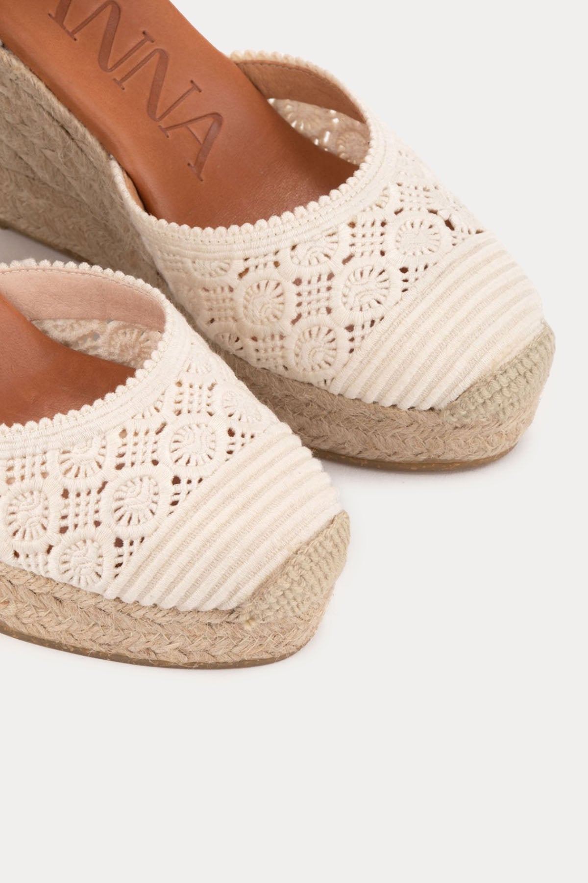 Kanna Ines Kanvas Örgü Küt Burun Sandalet