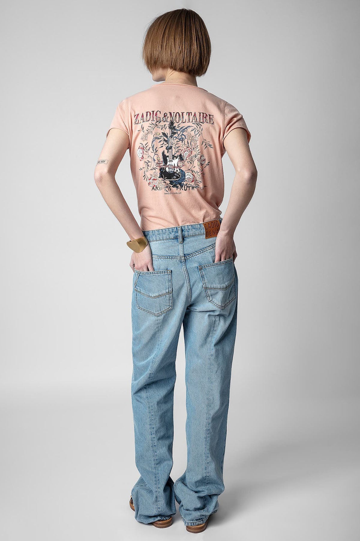 Zadig & Voltaire V Yaka Logolu T-shirt-Libas Trendy Fashion Store