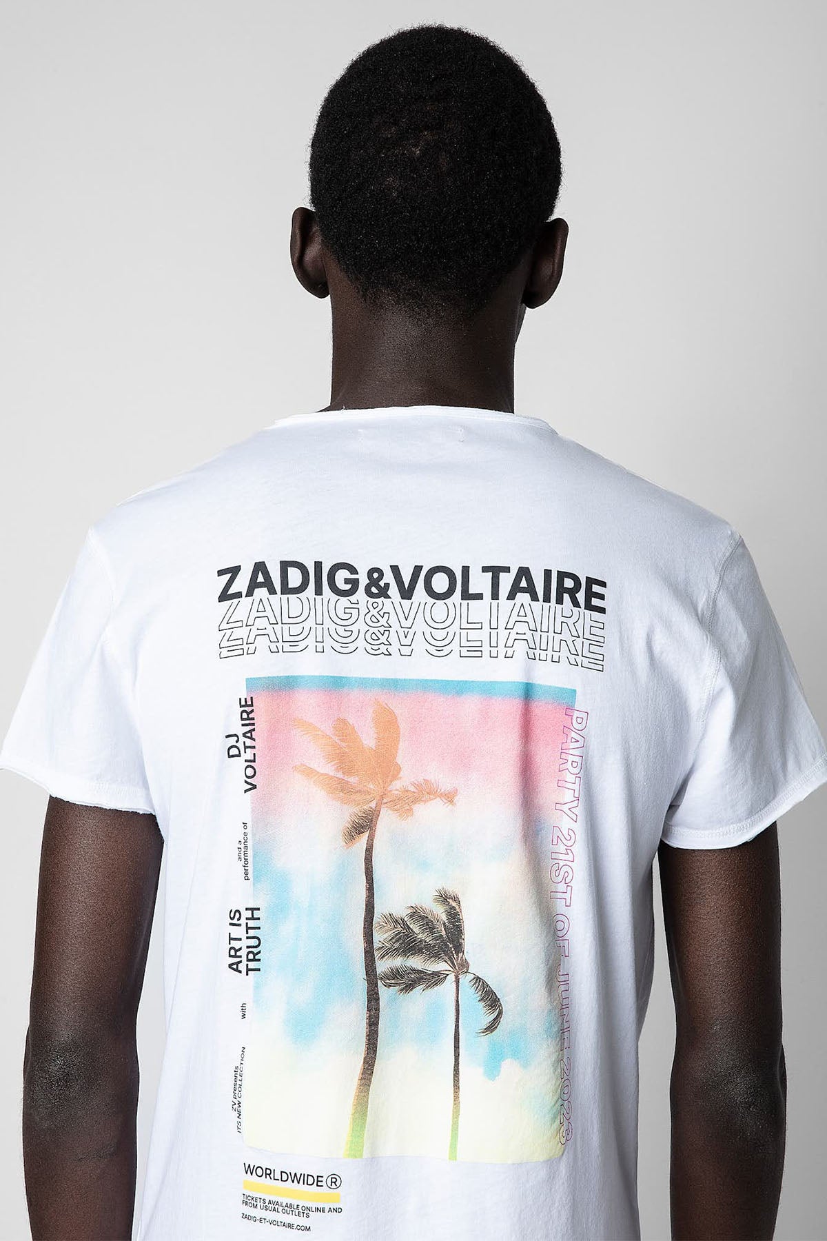 Zadig & Voltaire V Yaka Logolu T-shirt-Libas Trendy Fashion Store