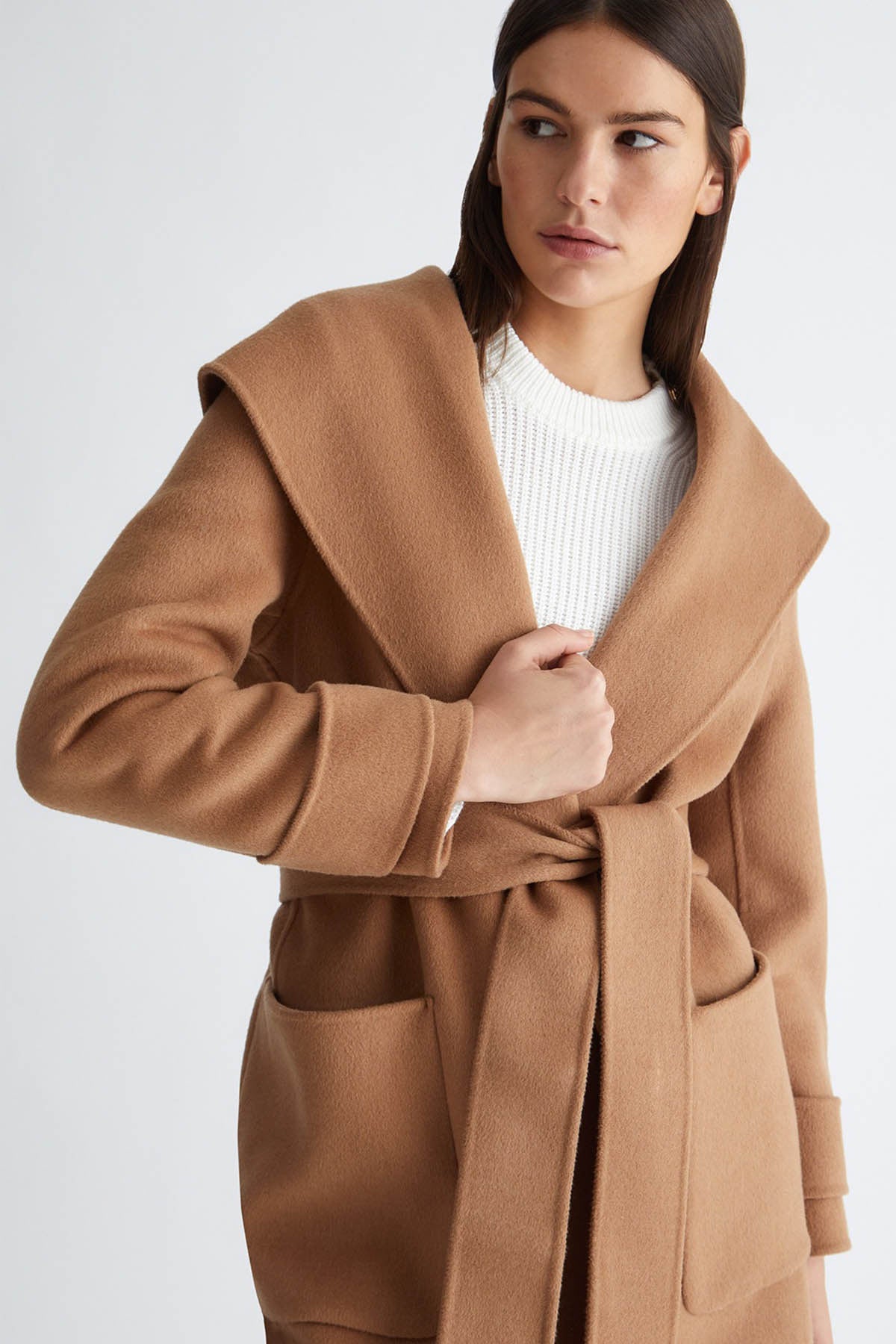 Liu Jo Cep Detaylı Kapüşonlu Kuşaklı Manto-Libas Trendy Fashion Store