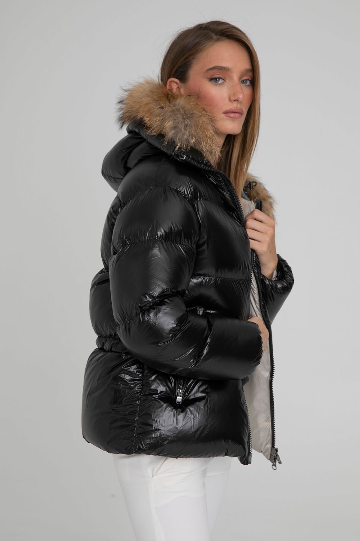 Hetrego Shea Kürklü Kapüşonlu Puffer Mont-Libas Trendy Fashion Store