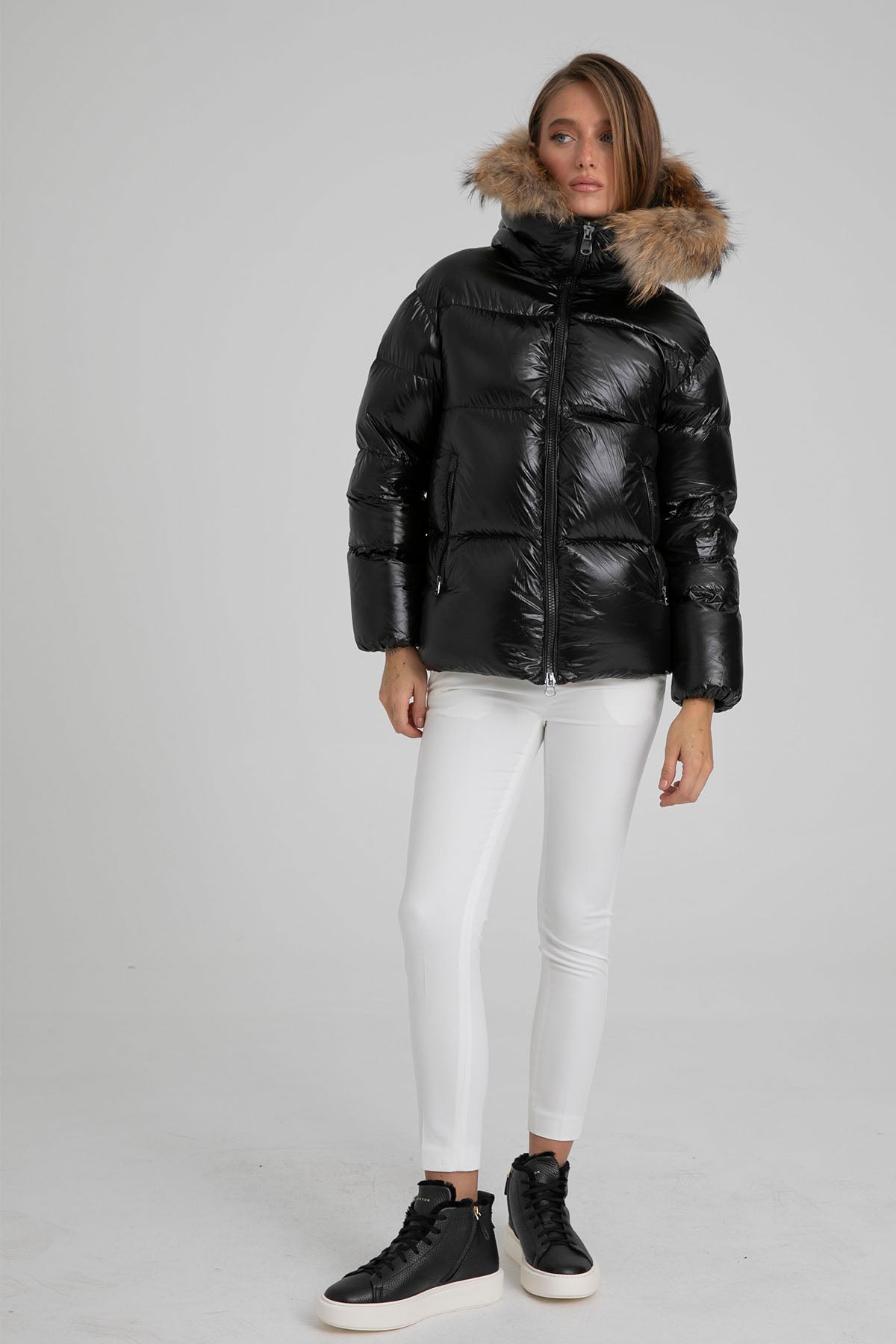 Hetrego Shea Kürklü Kapüşonlu Puffer Mont-Libas Trendy Fashion Store