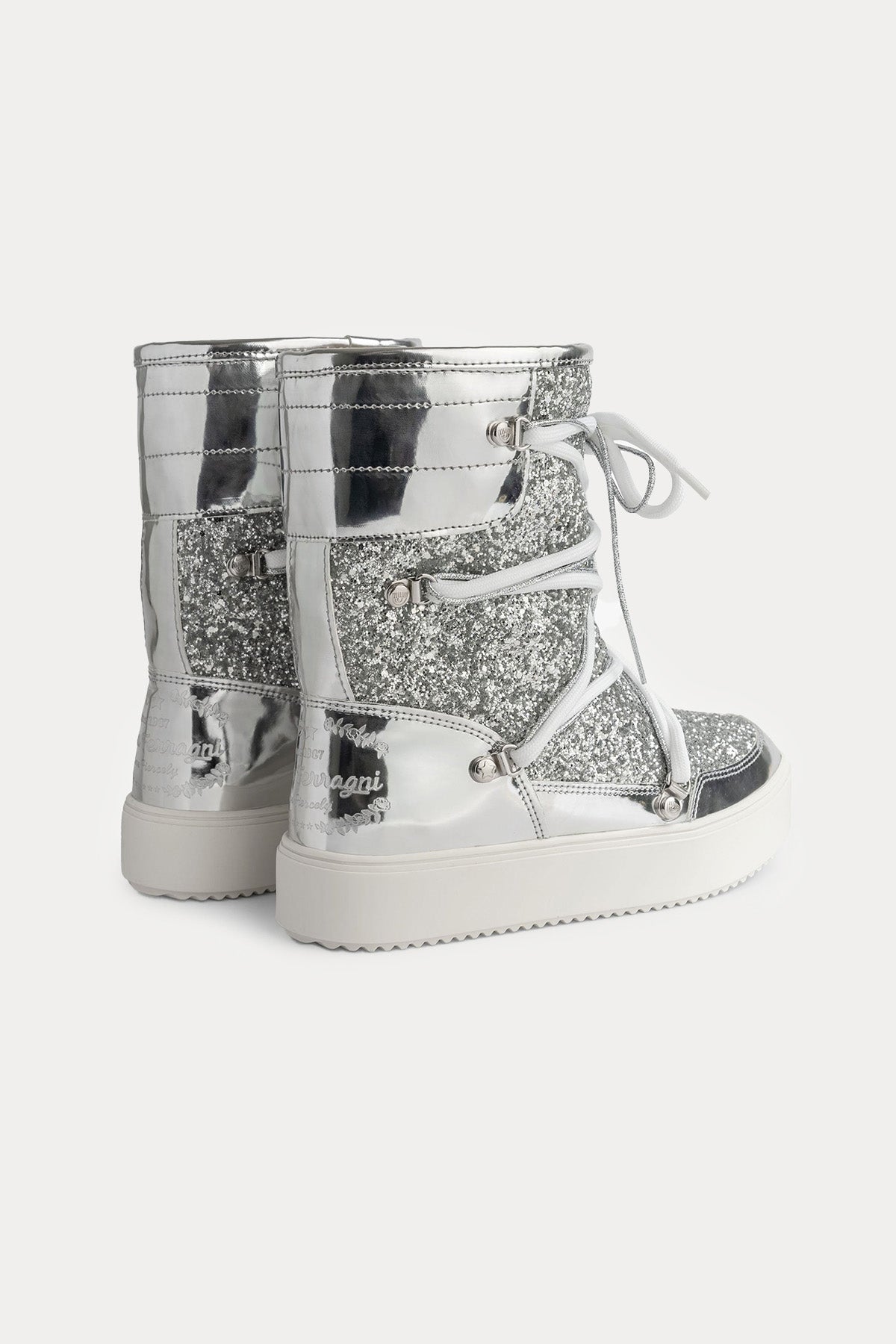 Chiara Ferragni Kar Botu-Libas Trendy Fashion Store