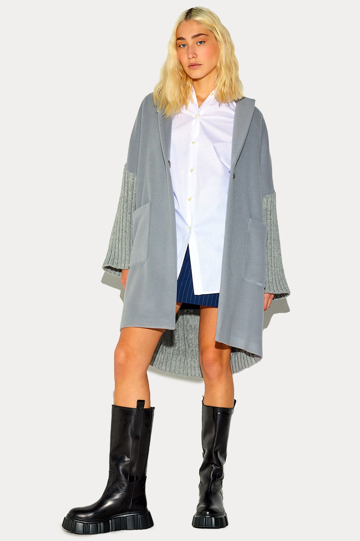 Semicouture Saç Örgü Triko Detaylı Yün Kaban-Libas Trendy Fashion Store