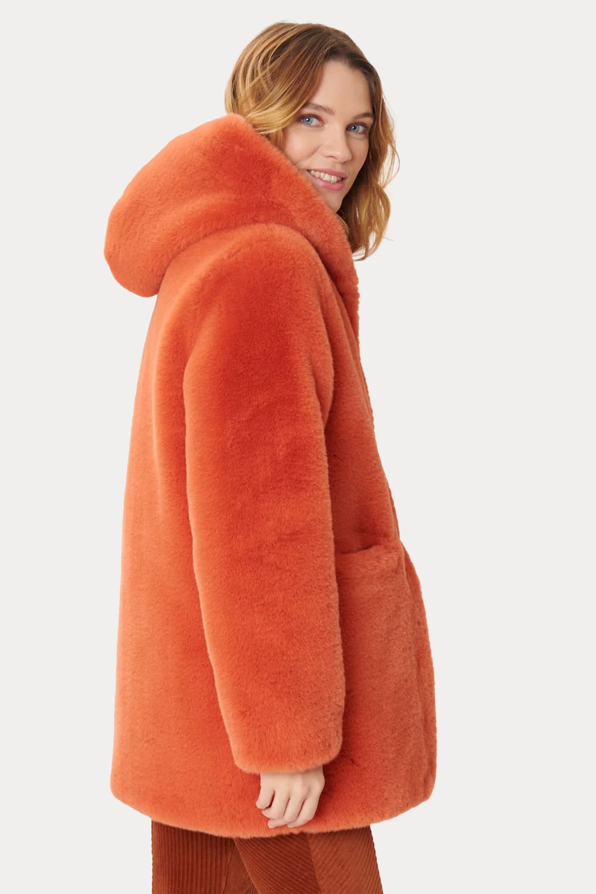 Rene Derhy Carly Kapüşonlu Peluş Manto-Libas Trendy Fashion Store