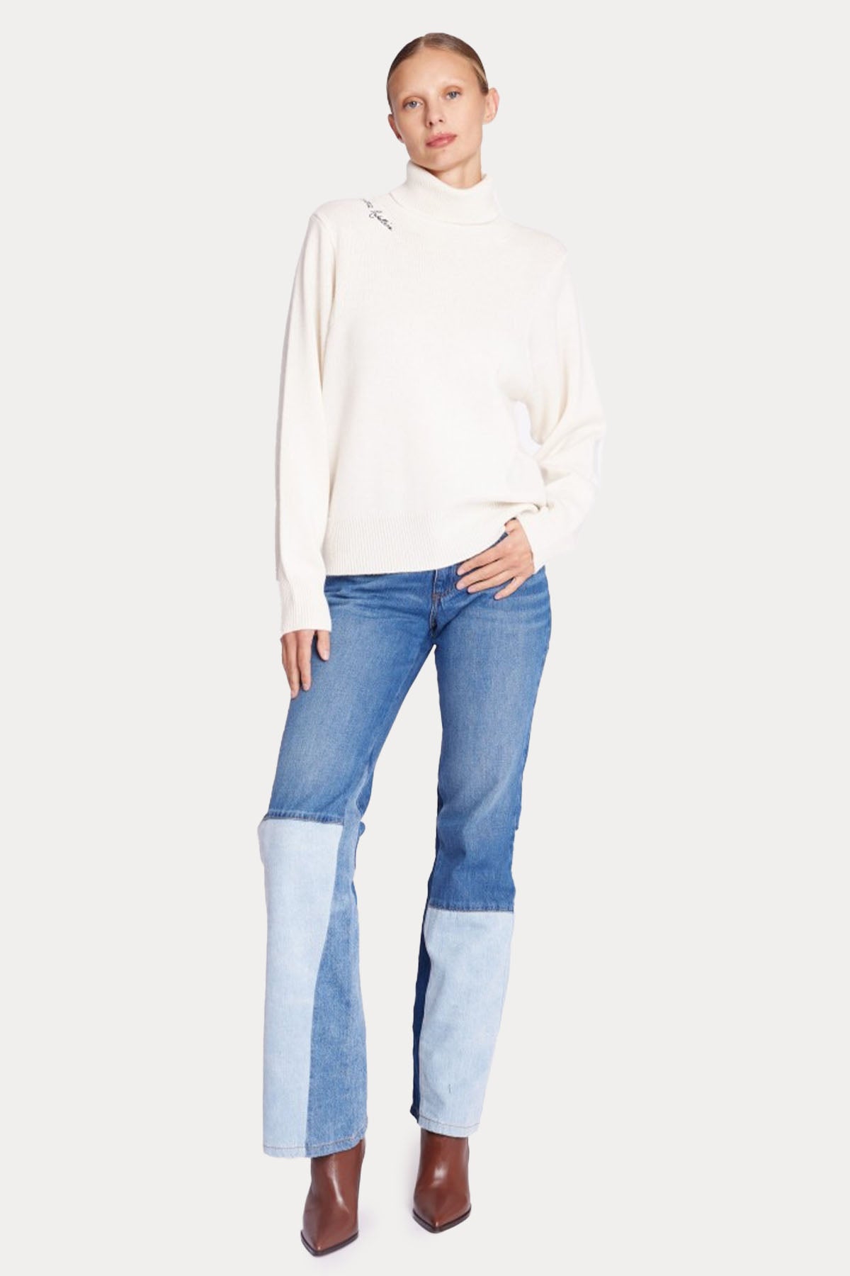 Berenice Axea Sırtta Kanat Desenli Balıkçı Yaka Kaşmirli Örgü Yün Triko-Libas Trendy Fashion Store