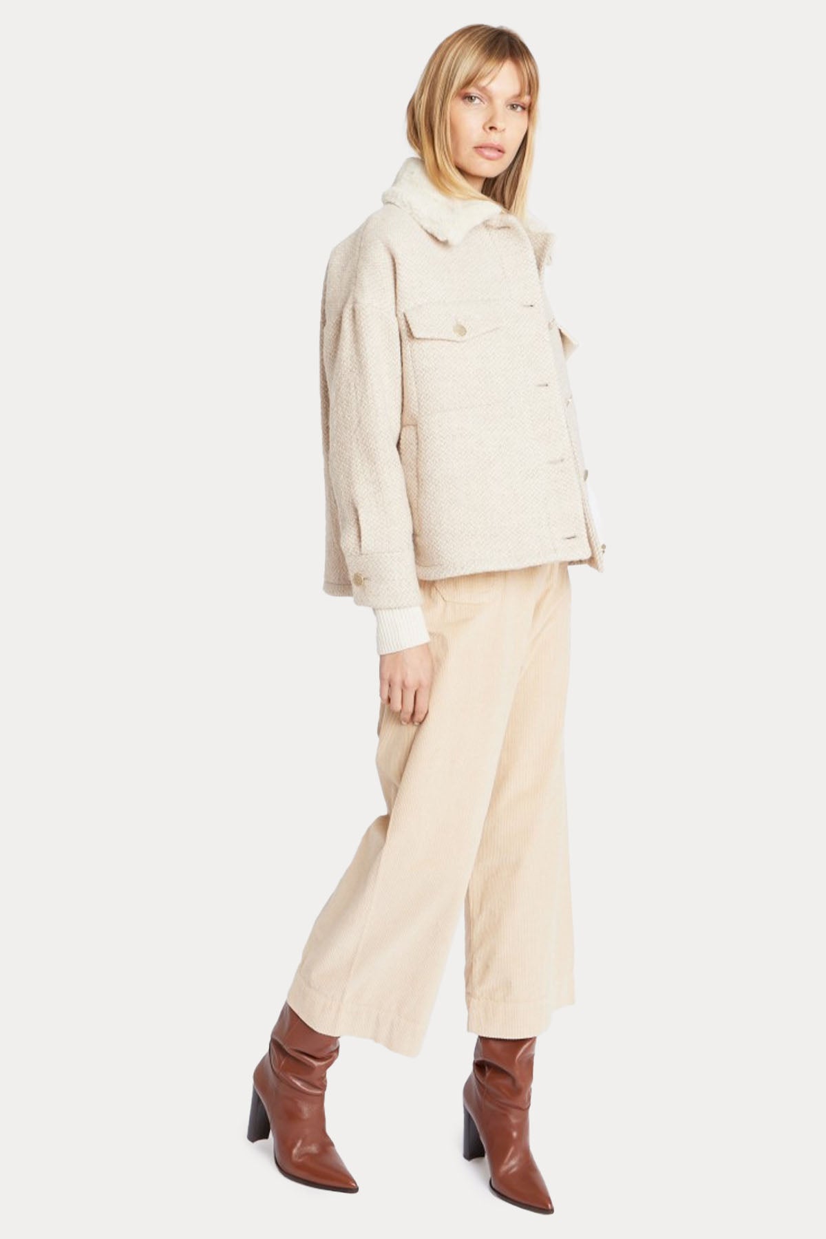 Berenice Miranda Yakası Kürklü Yün Ceket-Libas Trendy Fashion Store
