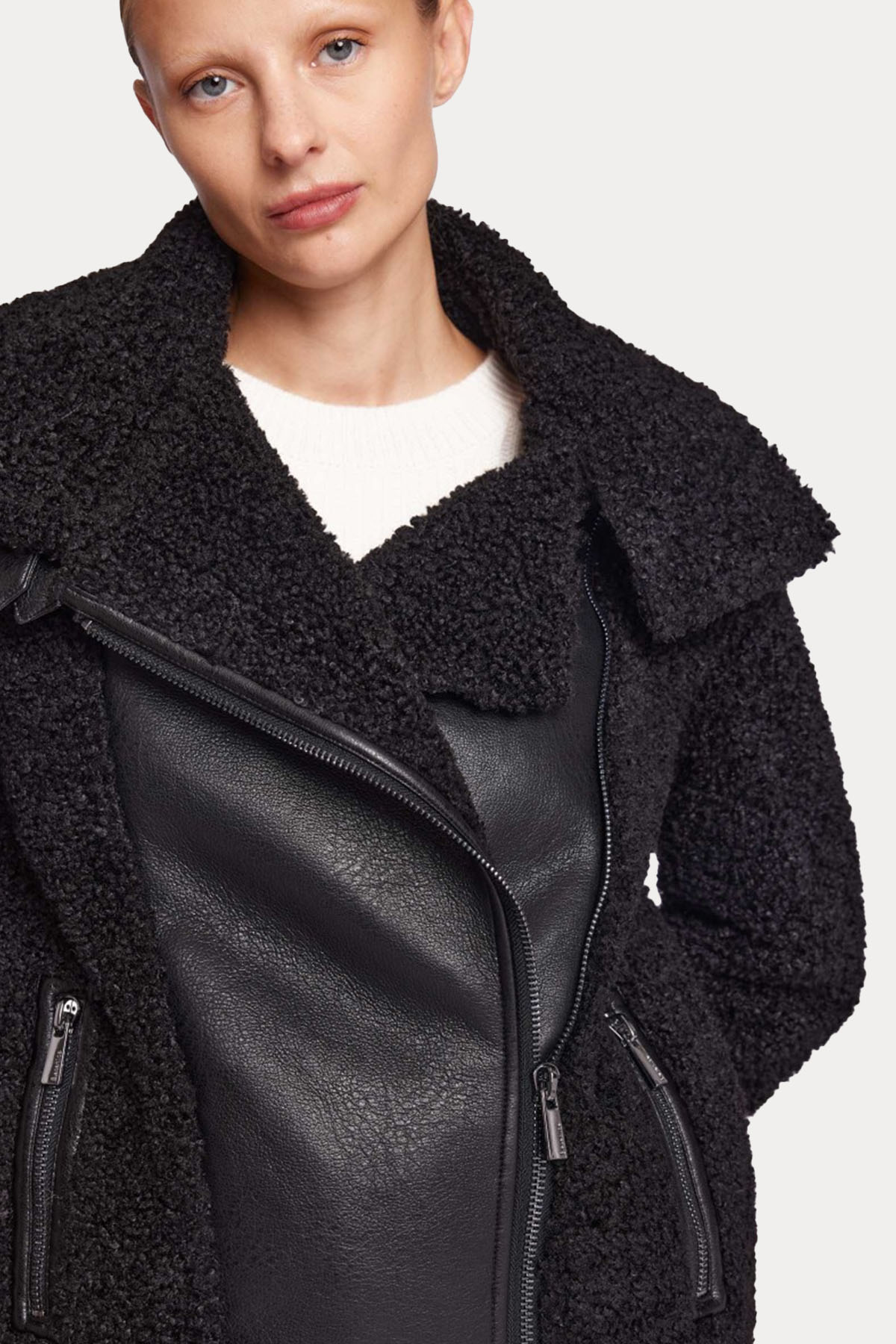 Berenice Marcus Deri Detaylı Peluş Mont-Libas Trendy Fashion Store