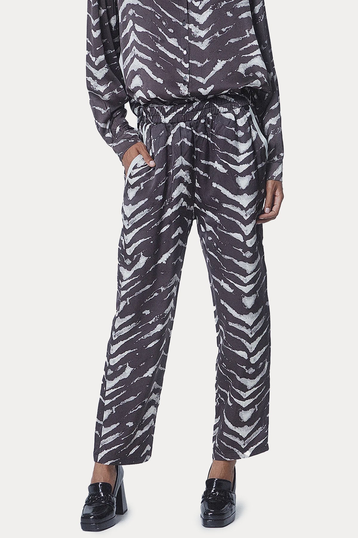 Bsb Beli Lastikli Desenli Pantolon-Libas Trendy Fashion Store