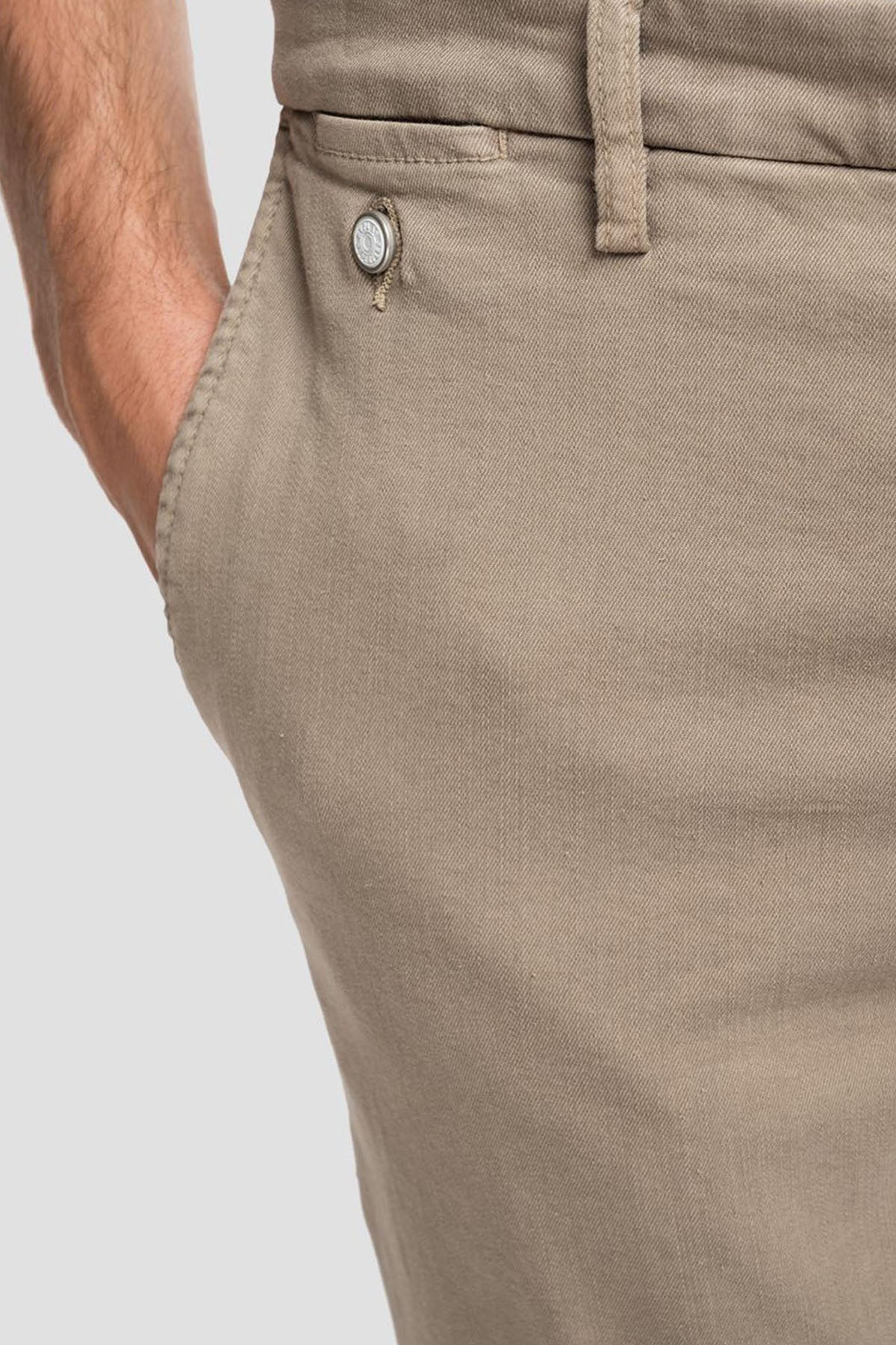 Replay Benni Regular Fit Hyperflex Extra Light Chino Pantolon-Libas Trendy Fashion Store