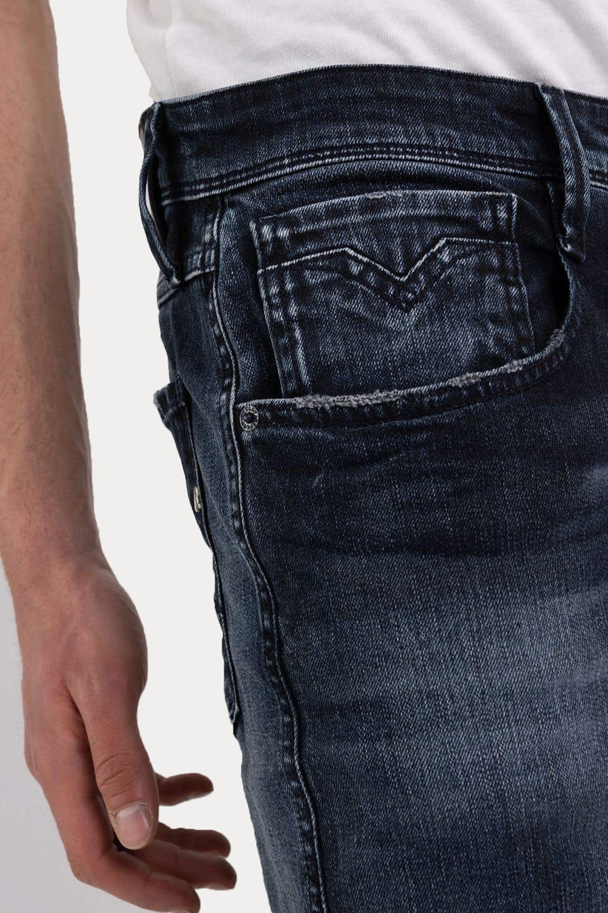 Replay Anbass Slim Fit Jeans-Libas Trendy Fashion Store