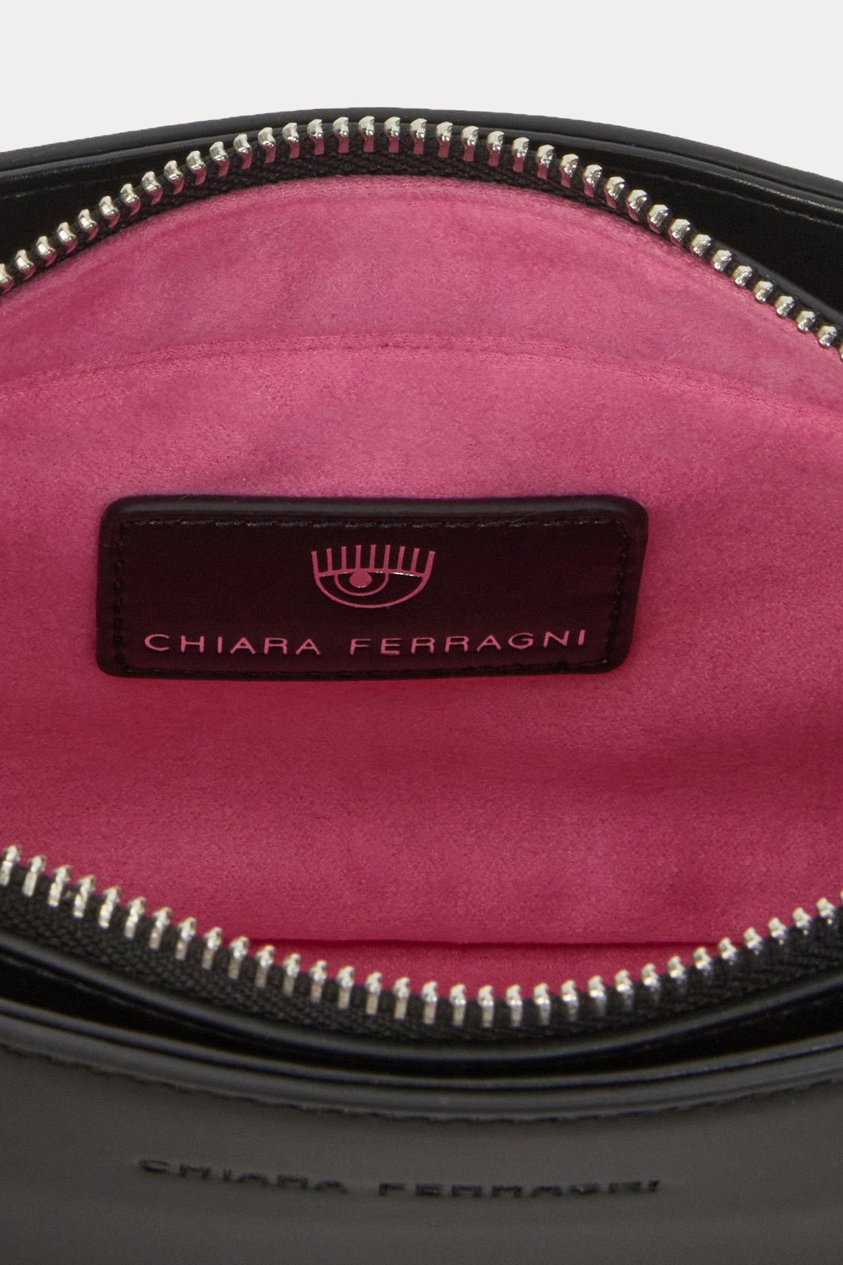 Chiara Ferragni Taş Aksesuarlı Omuz Çantası