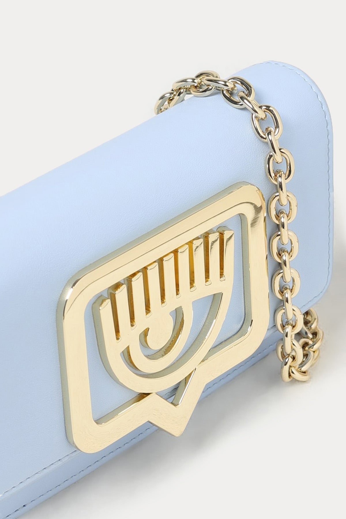 Chiara Ferragni Göz Logolu Zincir Askılı Omuz Çantası