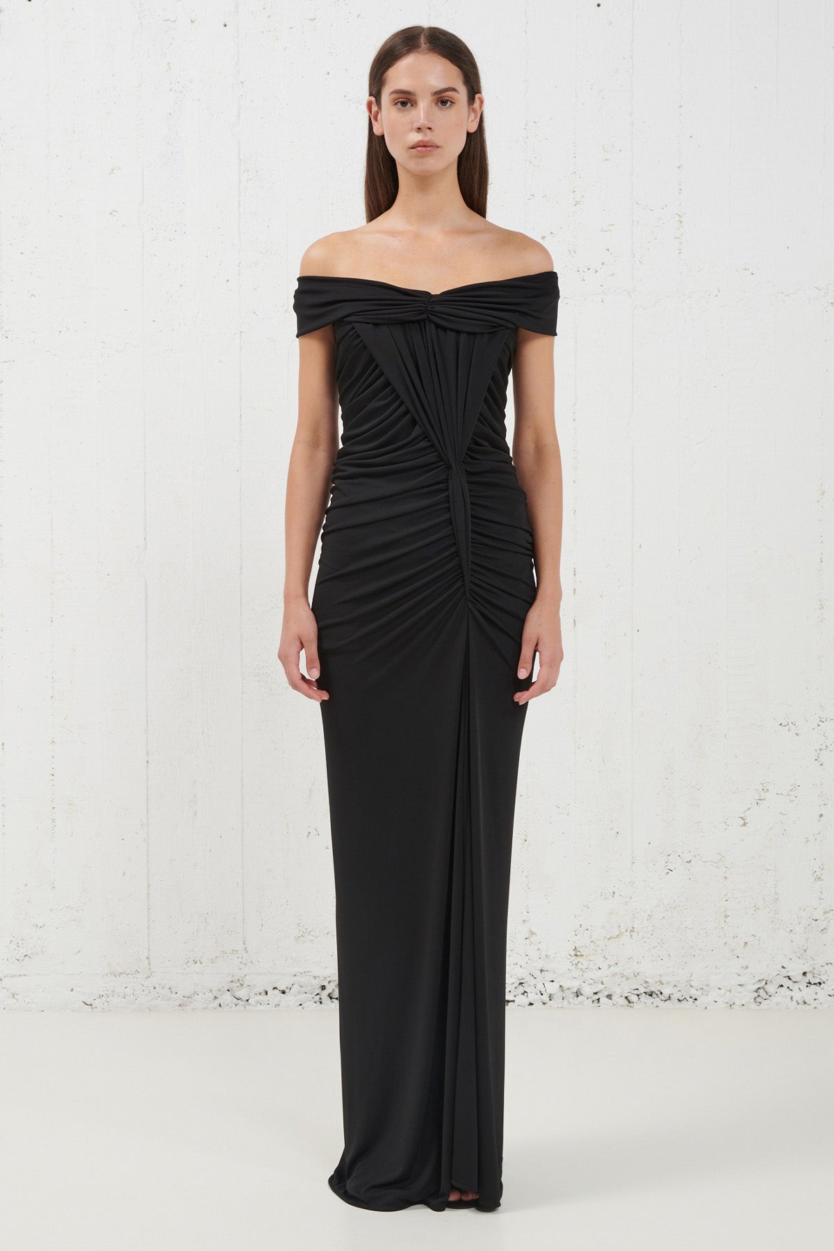 Stelios Koudounaris Straplez Yaka Yırtmaç Detaylı Maxi Abiye Elbise