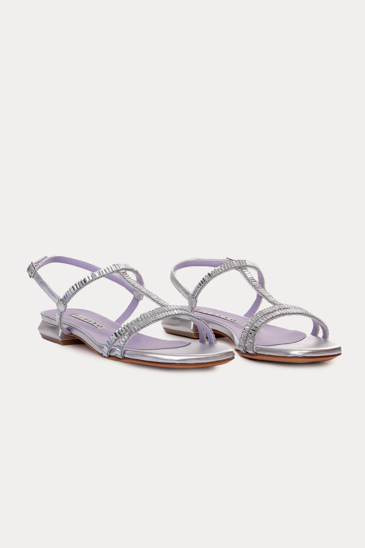 Albano Parlak Taşlı Küt Burun Deri Sandalet