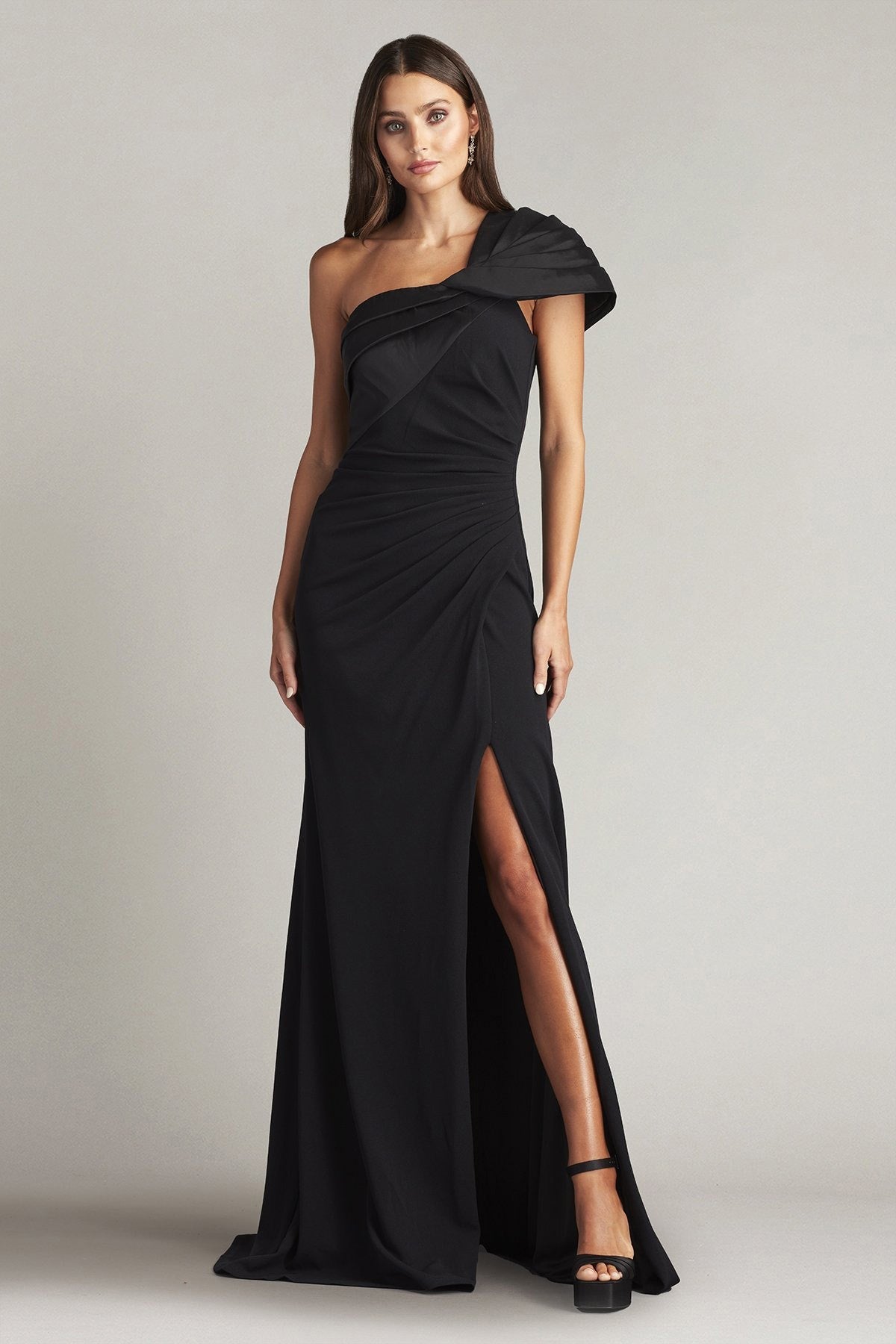 Tadashi Shoji Drapeli Tek Omuz Maxi Abiye Elbise
