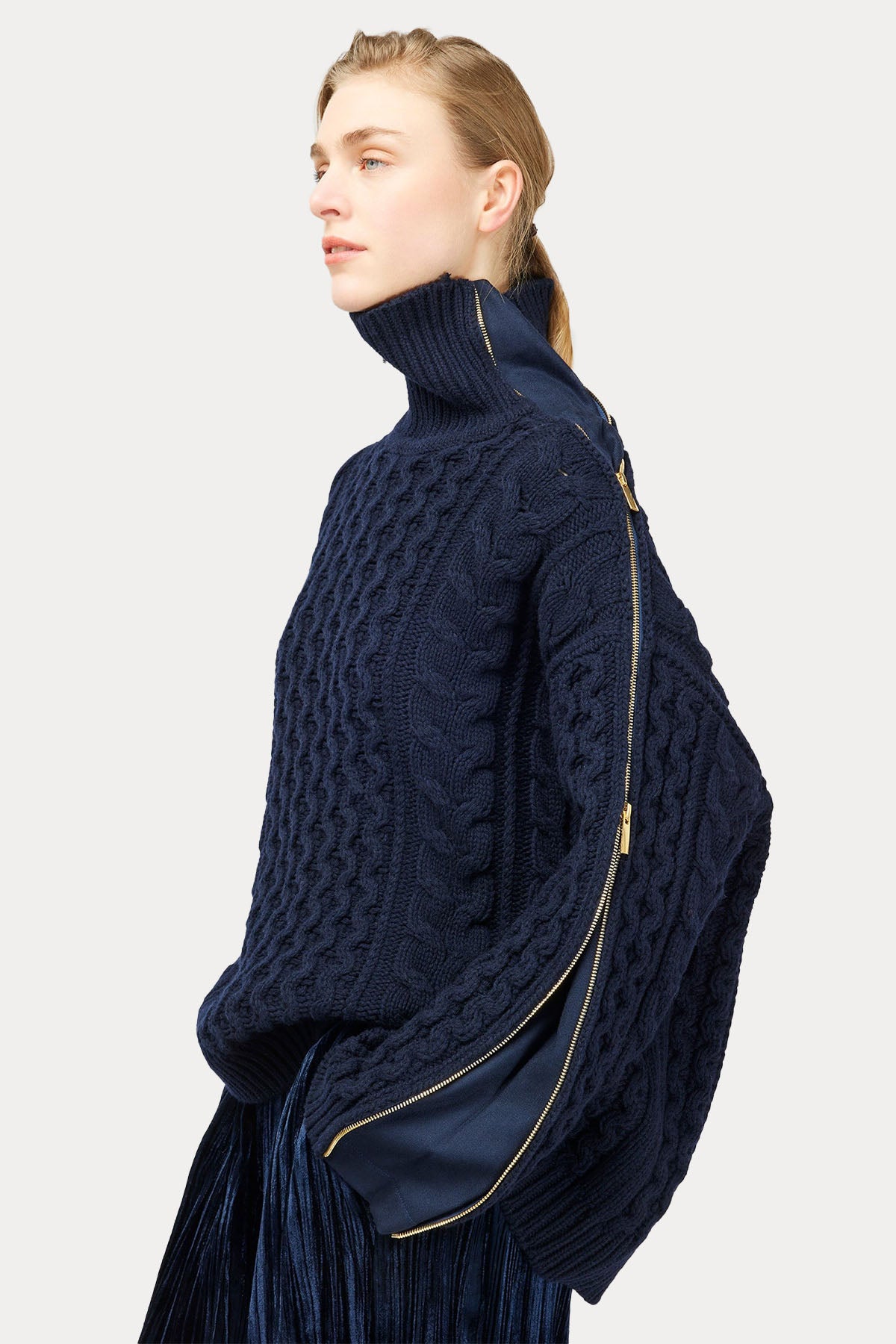 Semicouture Geniş Kesim Balıkçı Yaka Saç Örgü Yün Triko