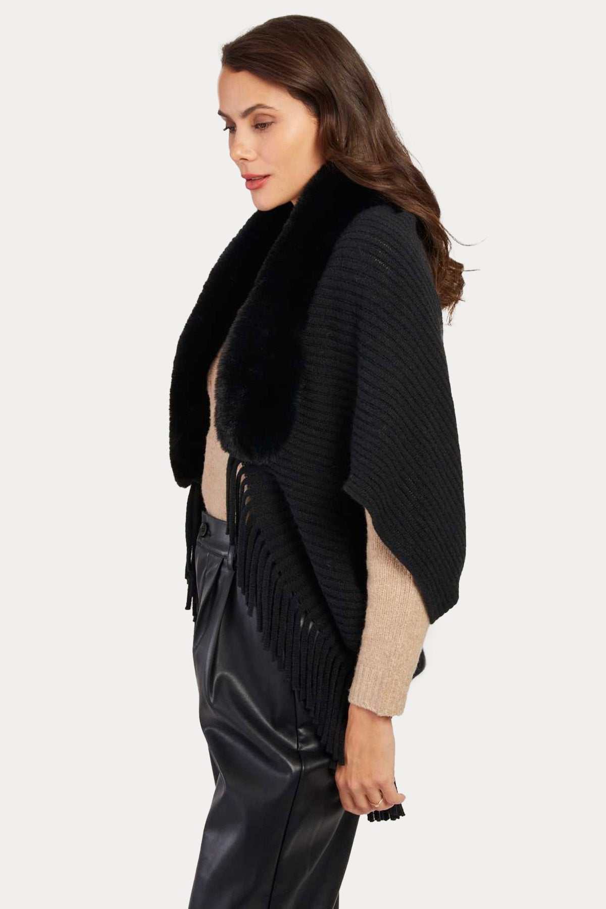 Rene Derhy Nelly Peluş Yaka Örgü Panço