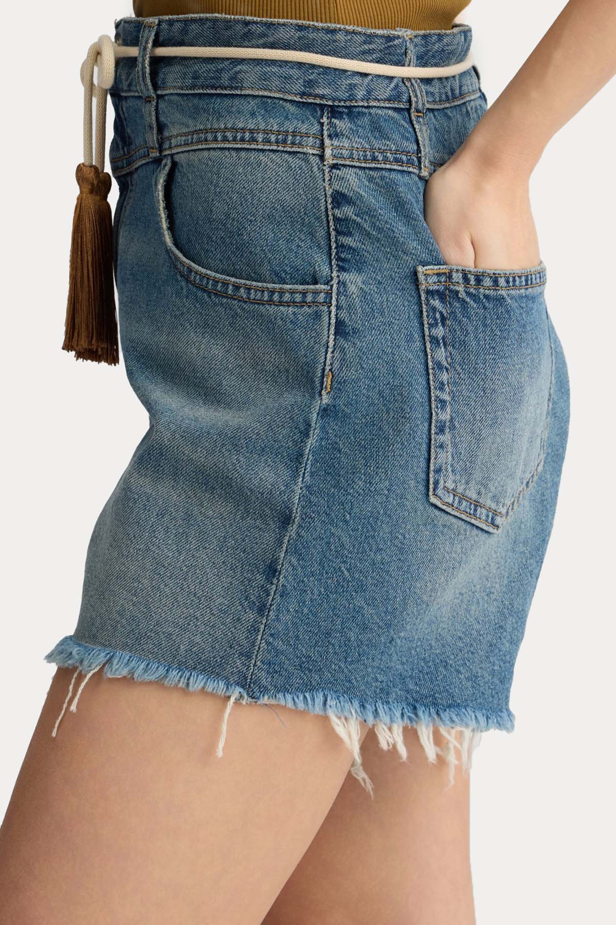 Liu Jo Örgü Kemerli Yüksek Bel Denim Şort