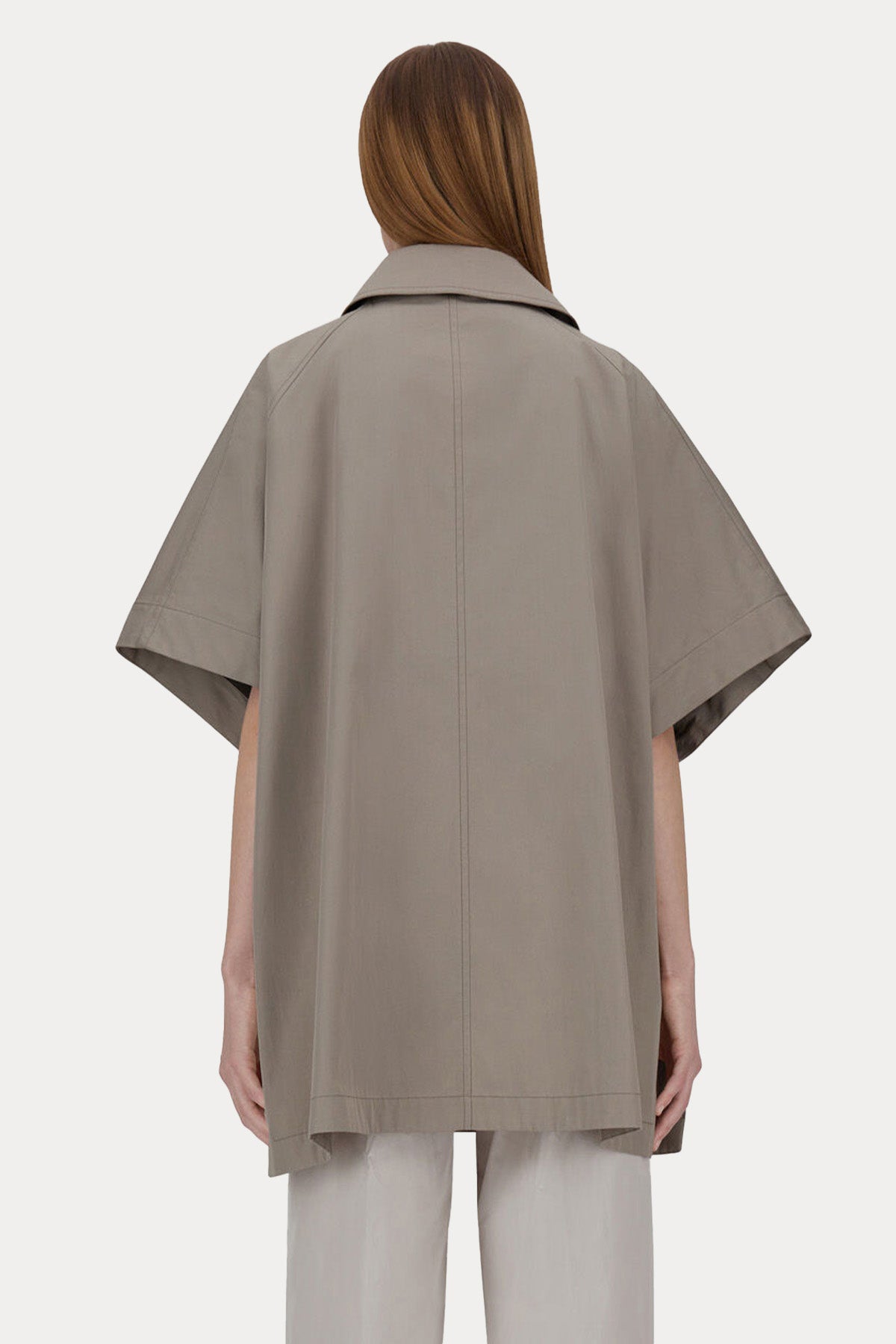 Herno Geniş Kesim Yarasa Kol Kruvaze Trençkot