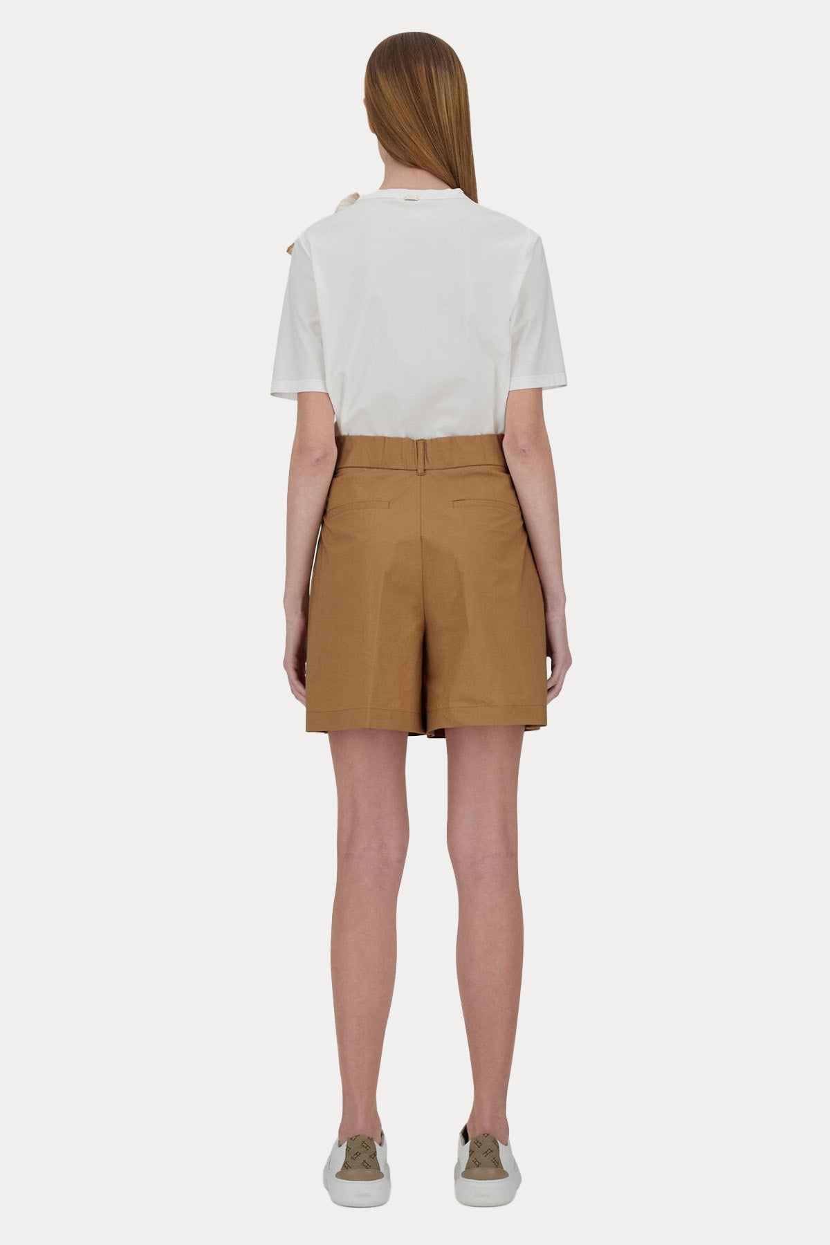 Herno Relaxed Fit Yüksek Bel Yandan Cepli Pileli Şort