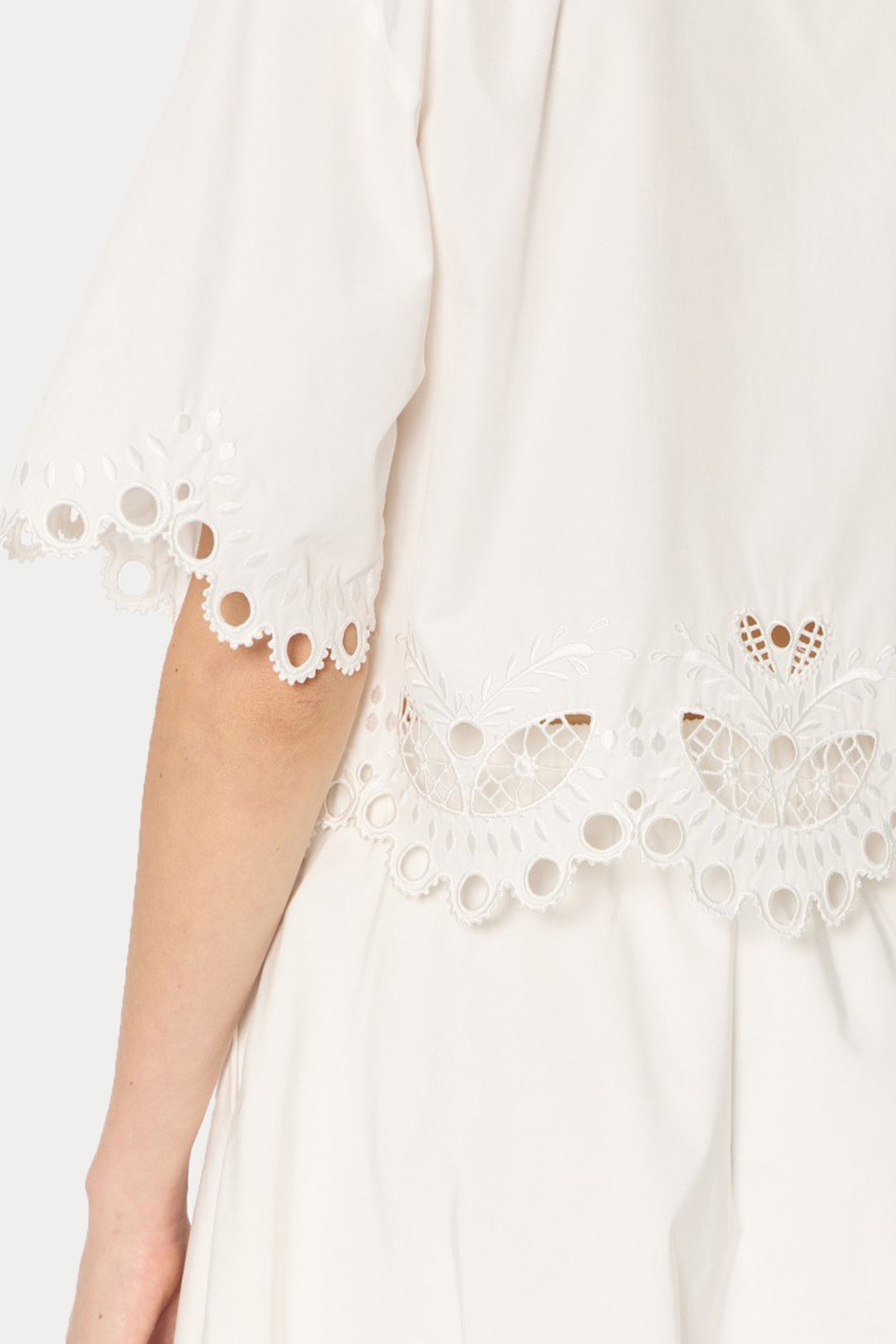 Berenice Chizzy Relaxed Fit Dantel Nakışlı Crop Gömlek