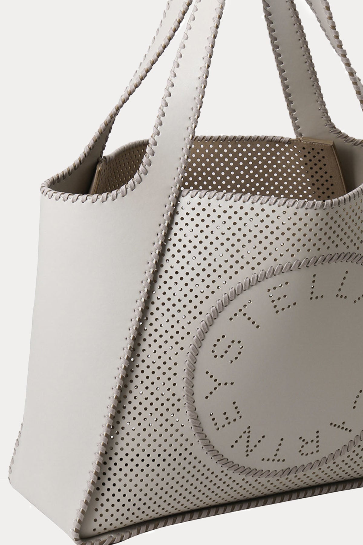 Stella Mccartney Crossbody Lazer Kesim Delikli Omuz Çantası