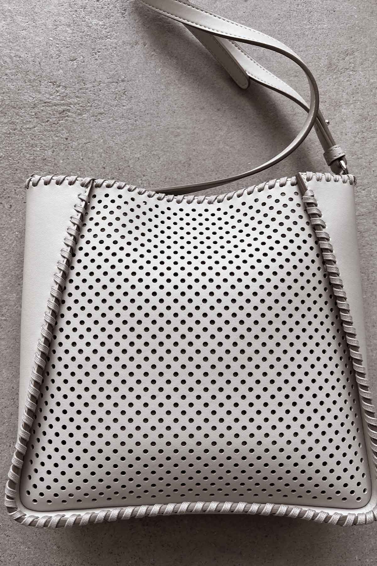 Stella Mccartney Crossbody Lazer Kesim Delikli Omuz Çantası