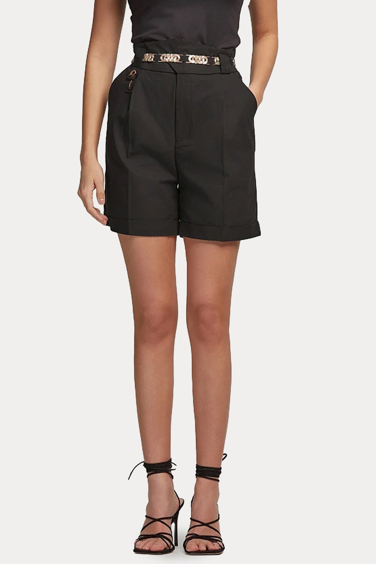 Lynne Straight Fit Yüksek Bel Yandan Cepli Şort