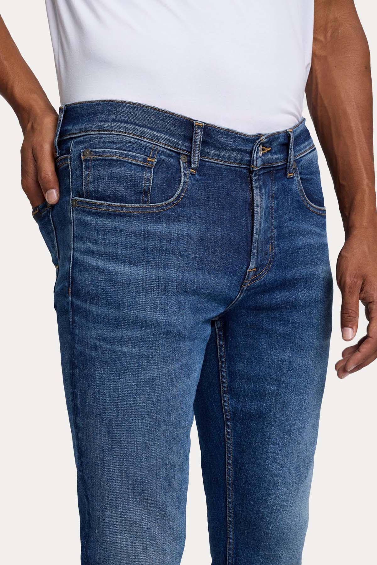 7 For All Mankind Slimmy Tapered Modern Slim Fit Jeans