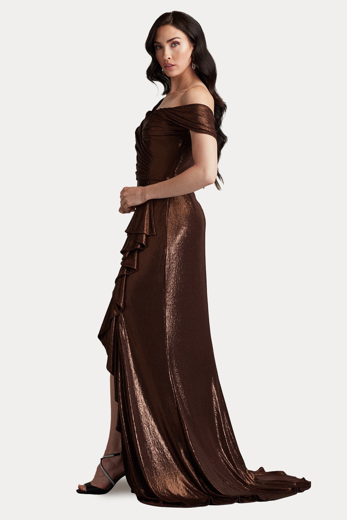 Tadashi Shoji Düşük Omuz Maxi Abiye Elbise