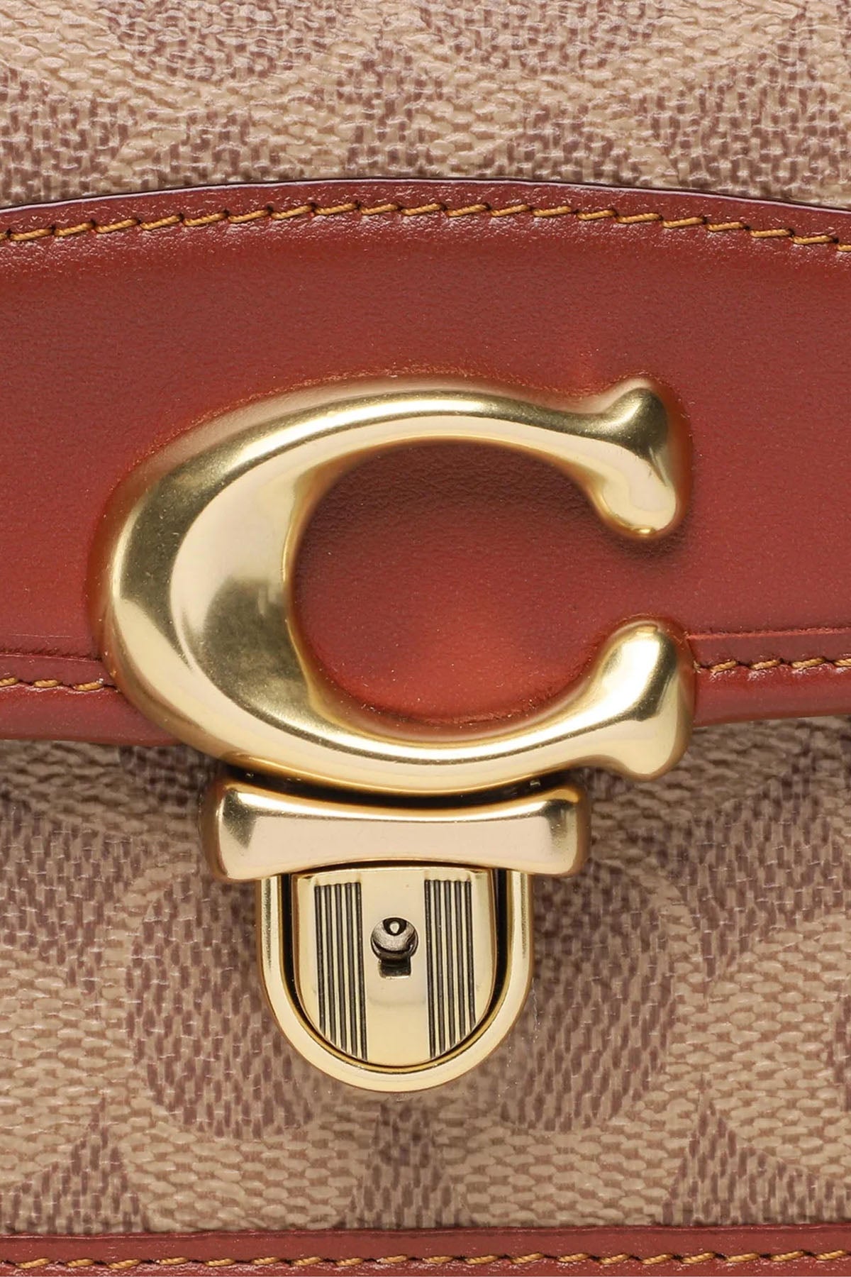 Coach Logolu Omuz Çantası