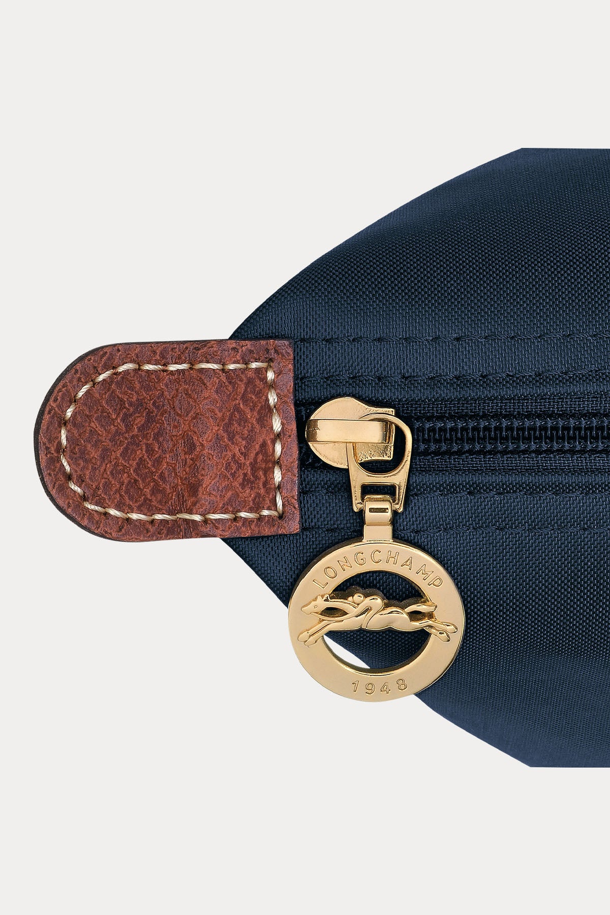 Longchamp Deri Detaylı Logolu Sırt Çantası