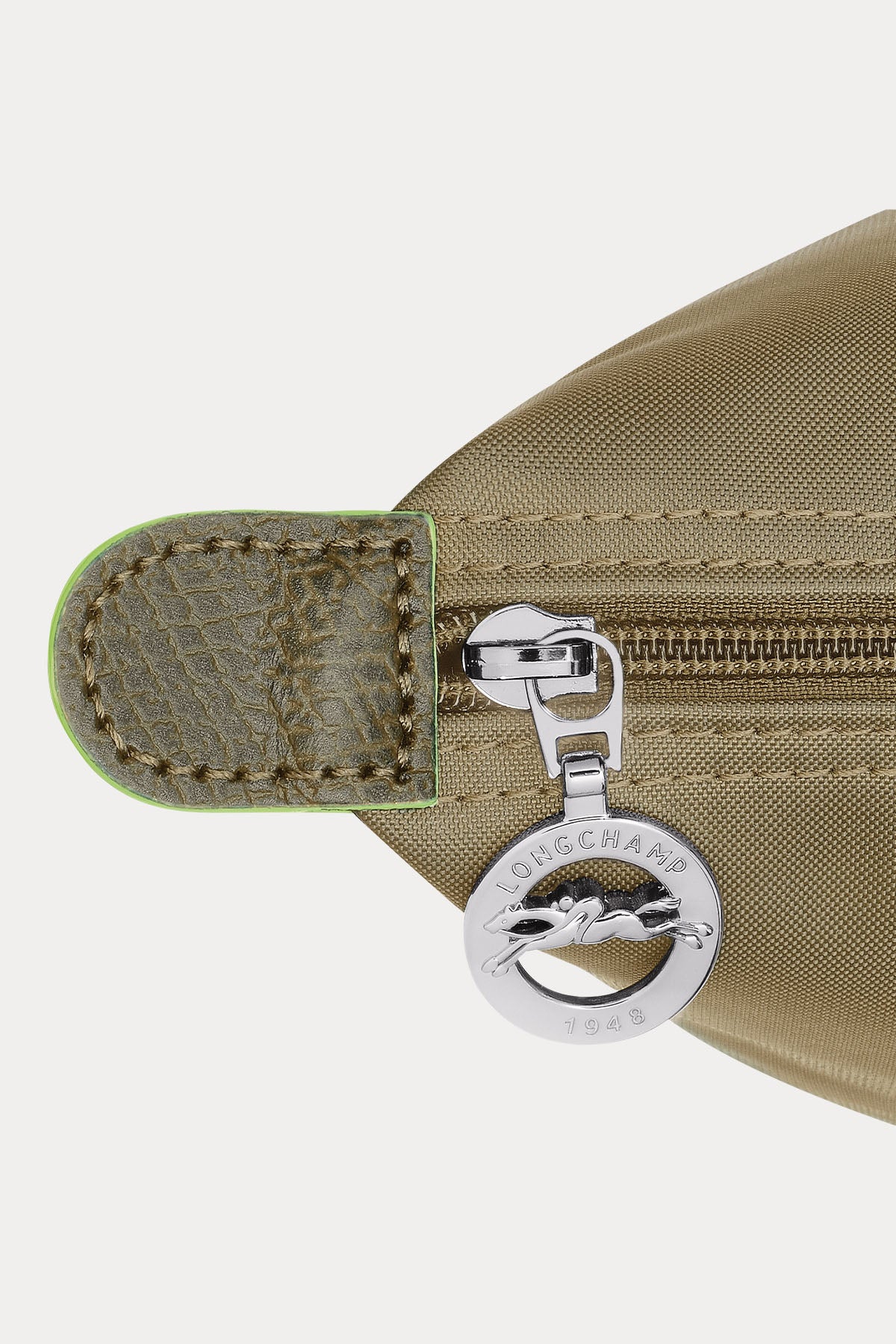 Longchamp Deri Detaylı Logolu Sırt Çantası