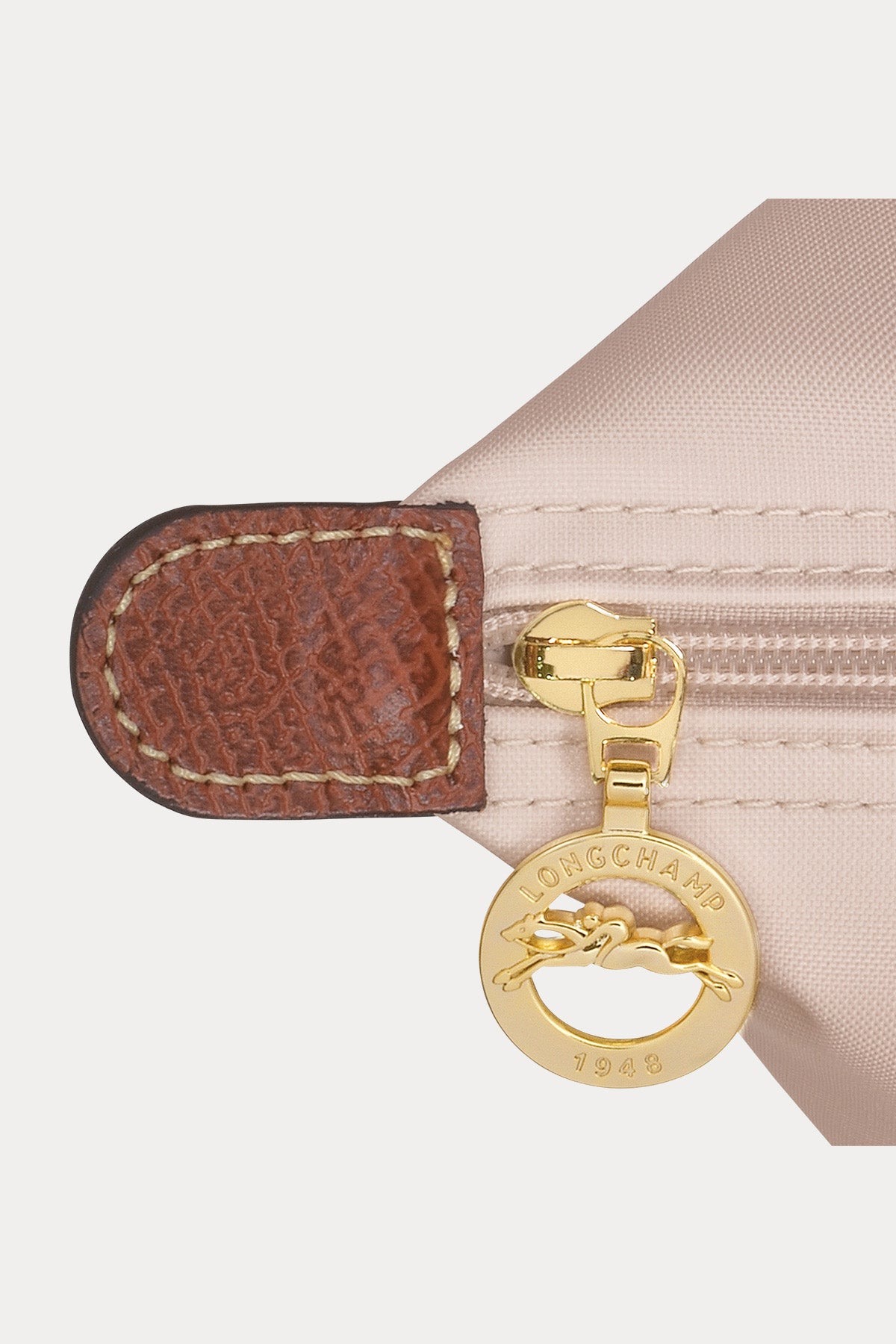 Longchamp Deri Detaylı Logolu Omuz Çantası