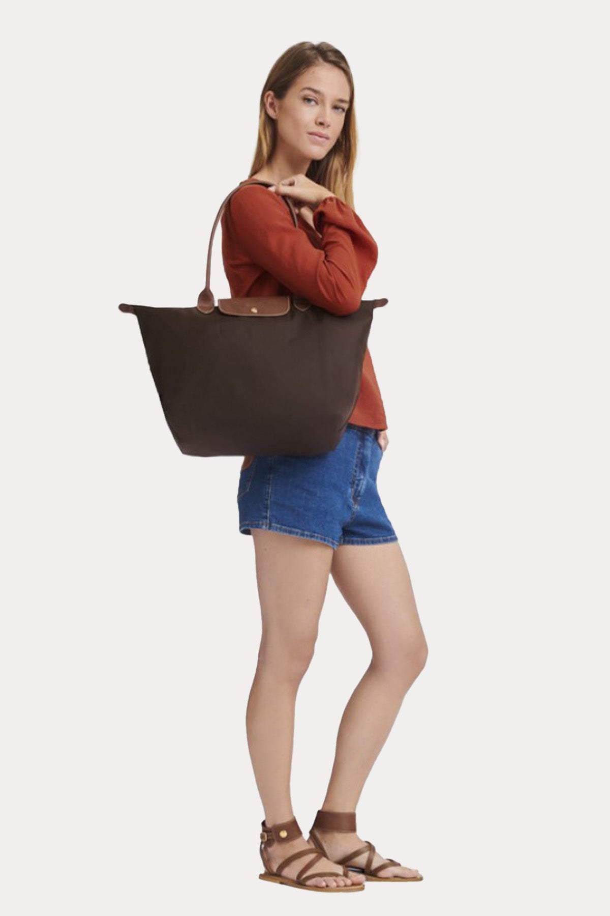 Longchamp Deri Detaylı Logolu Omuz Çantası