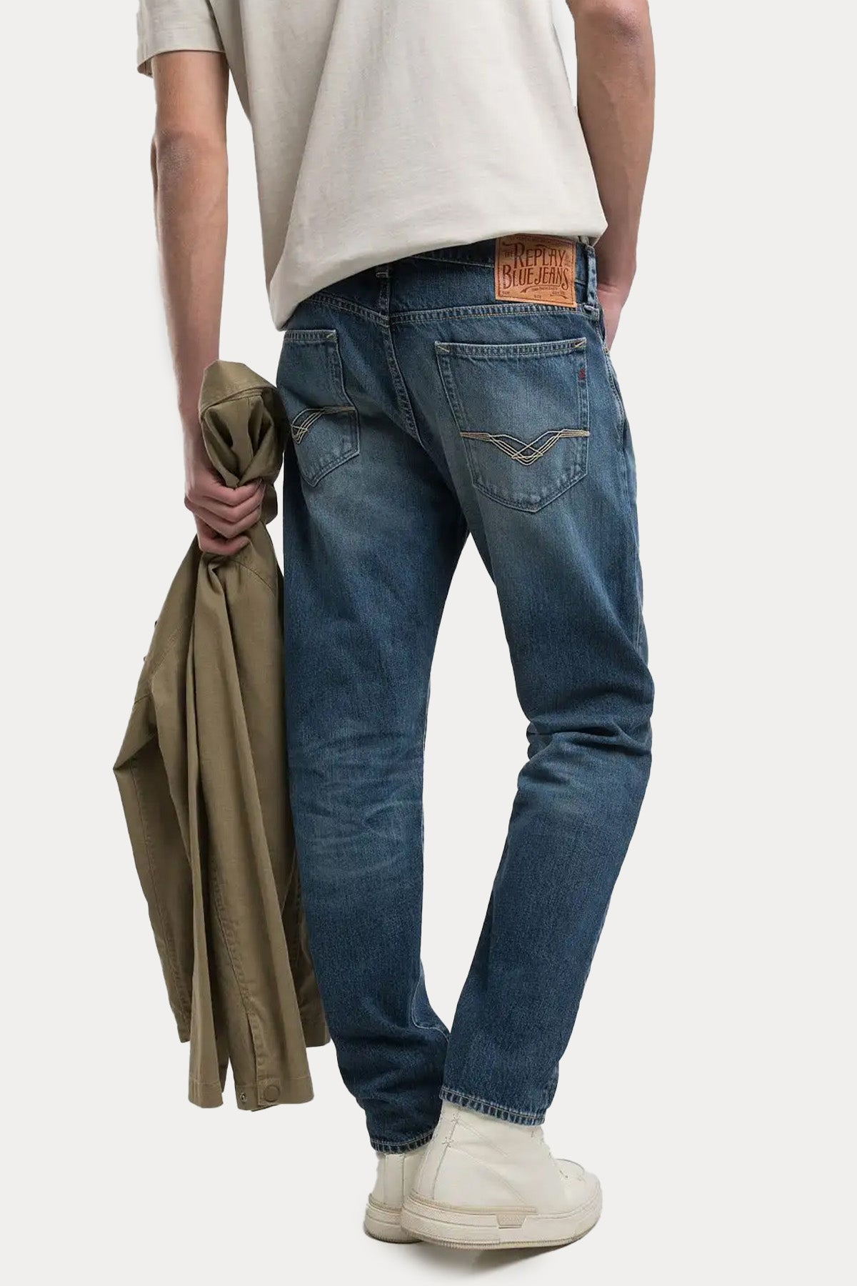 Replay Neaal Slim Fit Yıkamalı Jeans