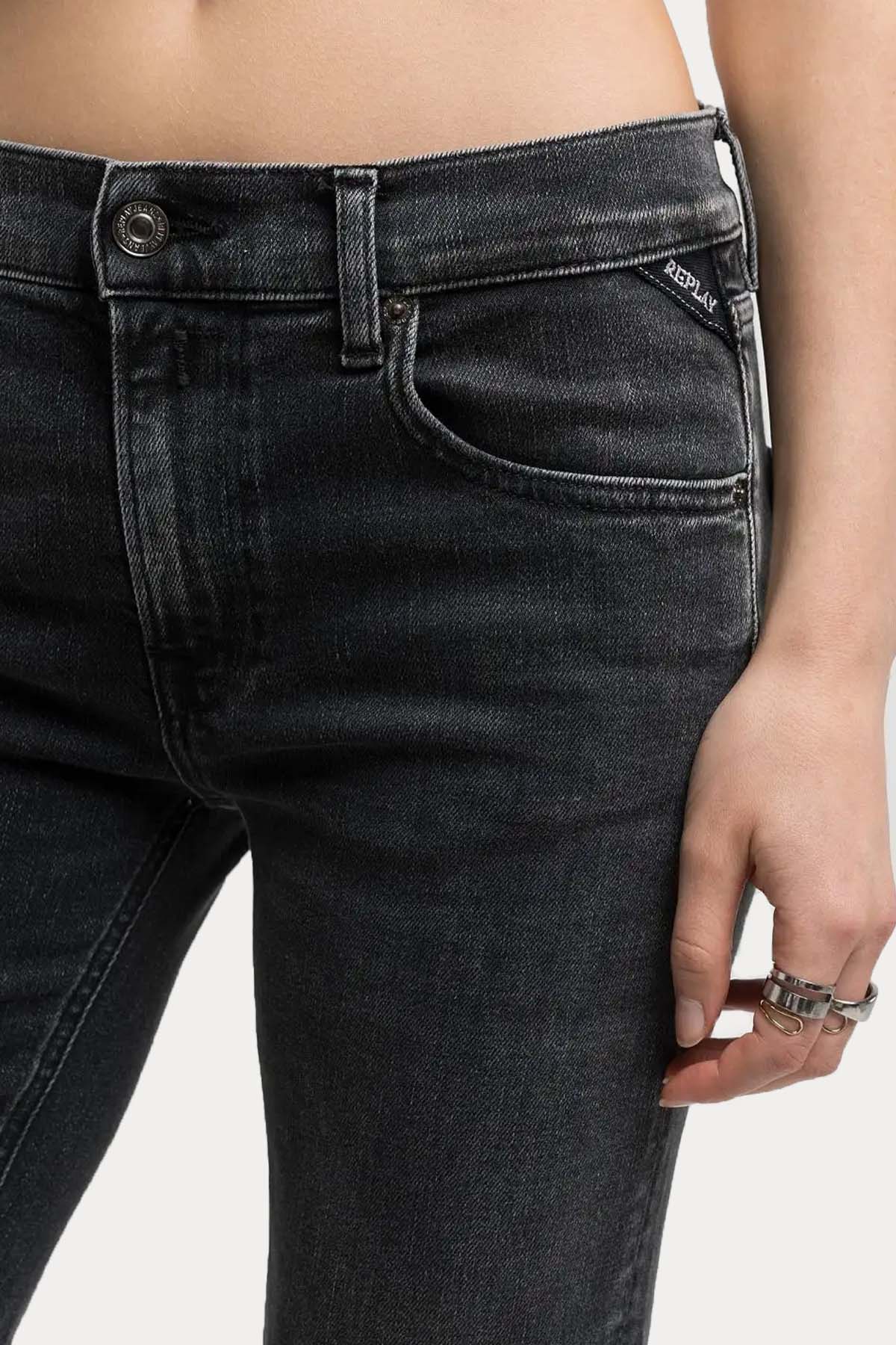 Replay Akeme Straight Low Waist Fit Jeans