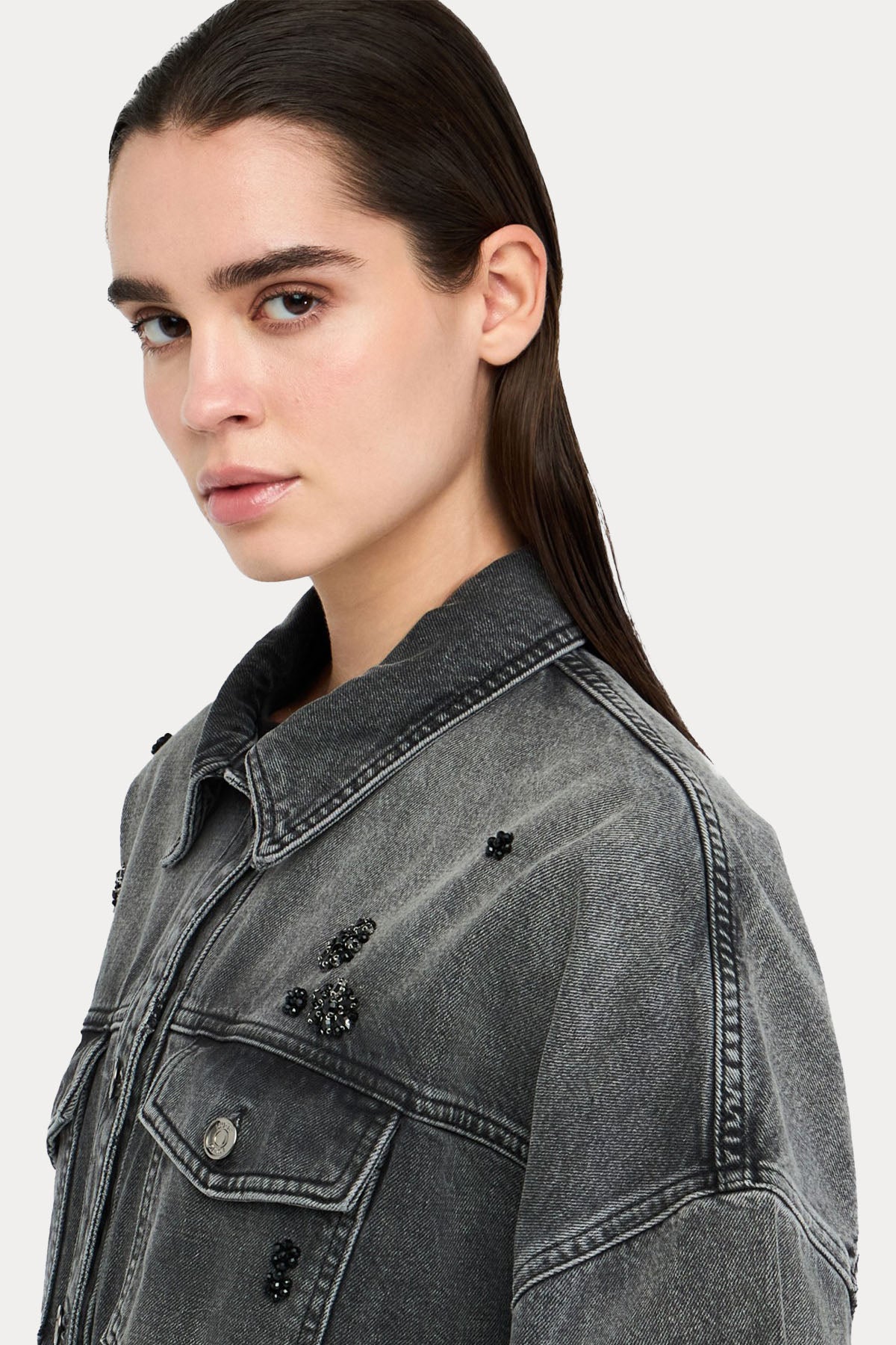 Liu Jo Spor Cepli Parlak Aksesuarlı Denim Ceket