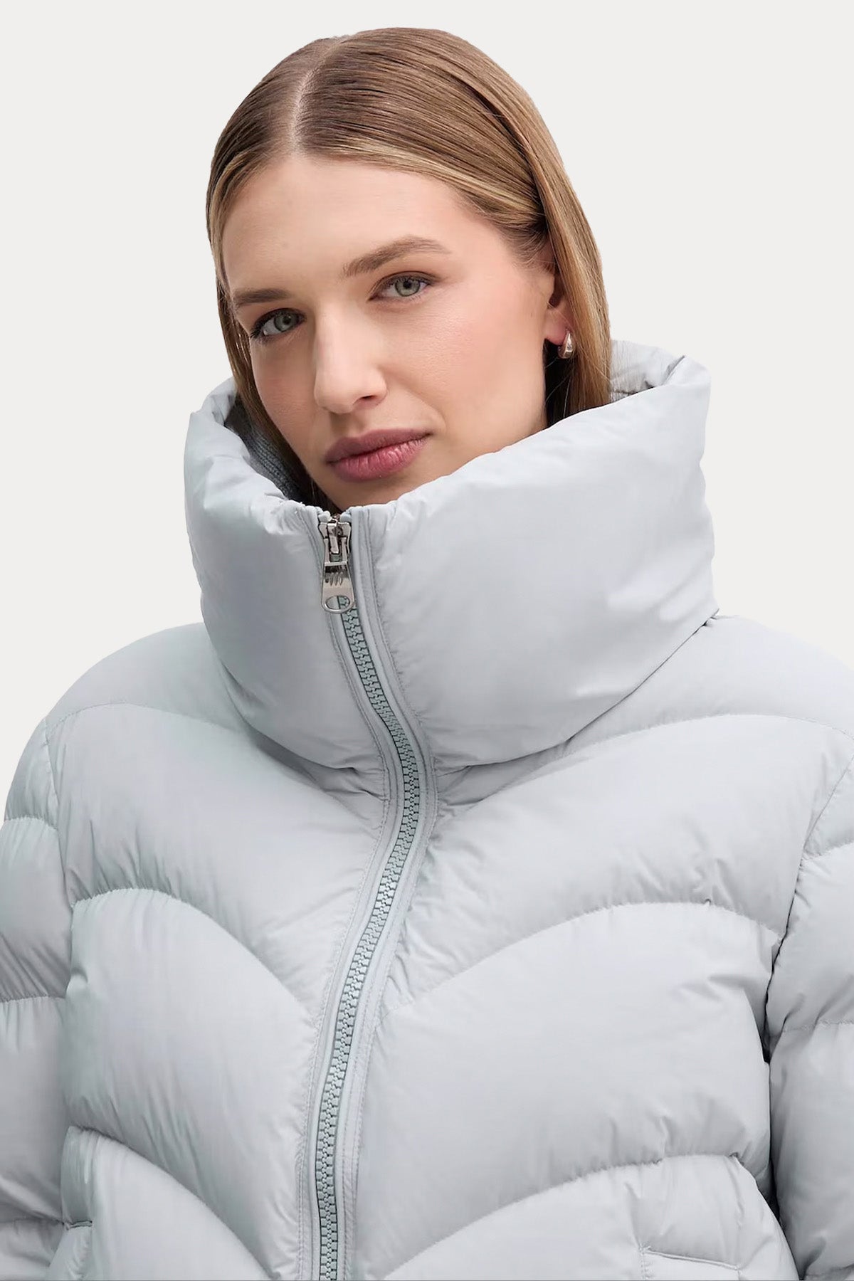 Hetrego Inara Relaxed Fit Dik Yakalı Puffer Mont