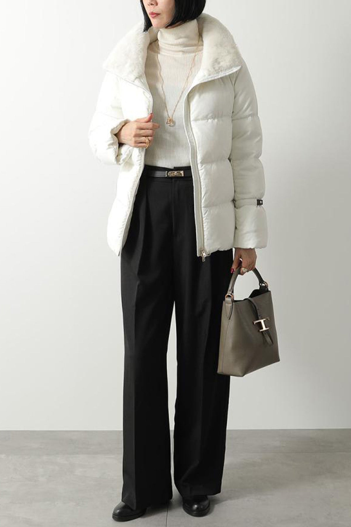 Herno Regular Fit Kürklü Peluş Yaka Puffer Mont