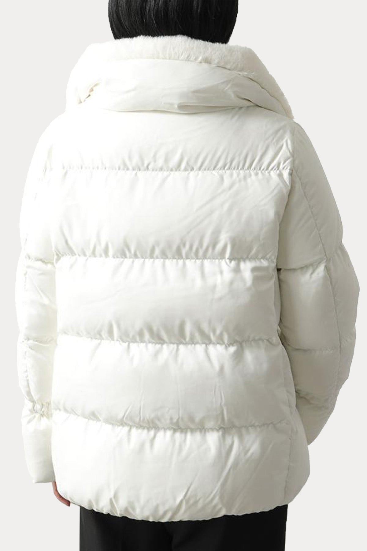 Herno Regular Fit Kürklü Peluş Yaka Puffer Mont