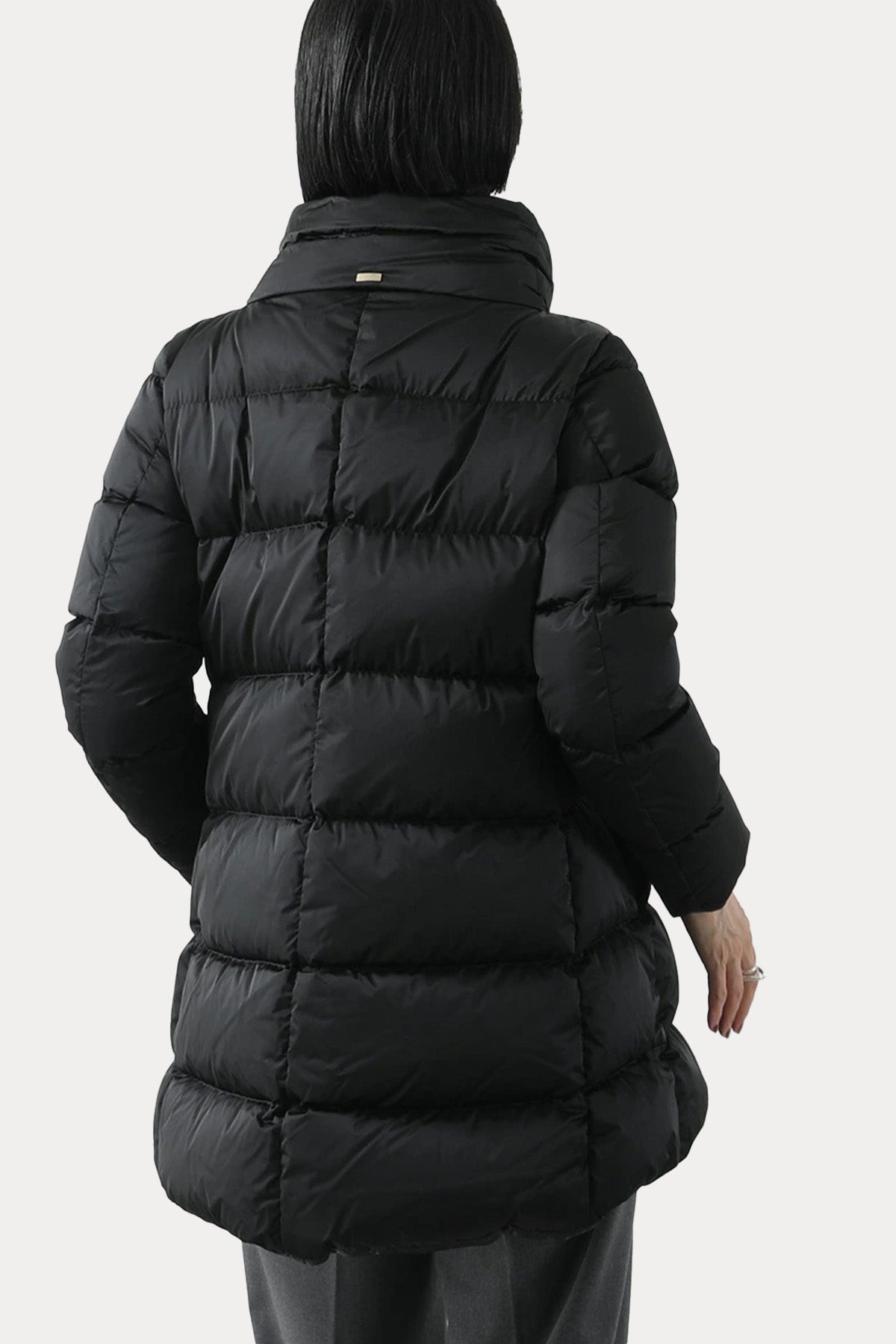 Herno Demonte İçi Kürklü Kapüşonlu Puffer Mont