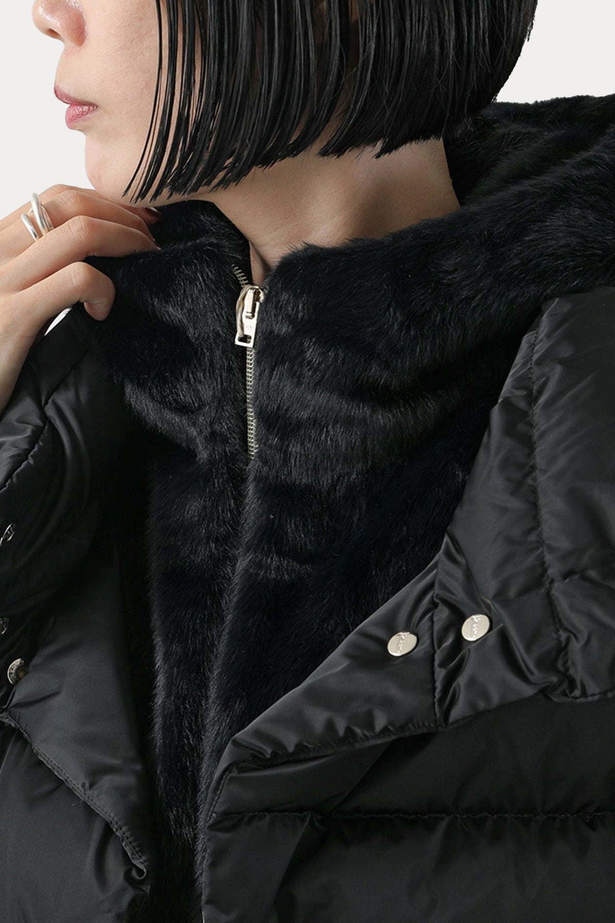 Herno Demonte İçi Kürklü Kapüşonlu Puffer Mont