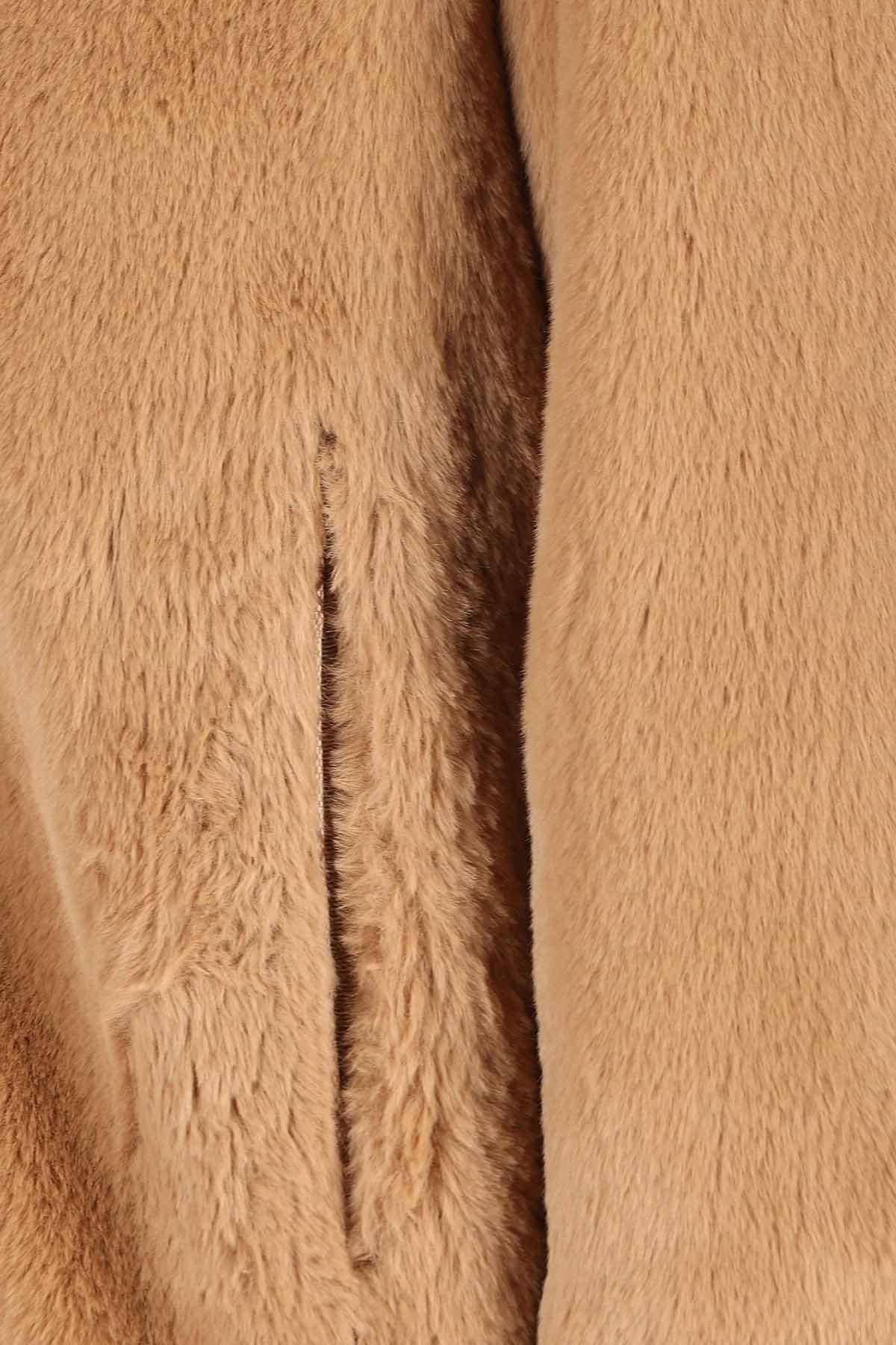 Herno Geniş Yakalı Kemerli Peluş Manto