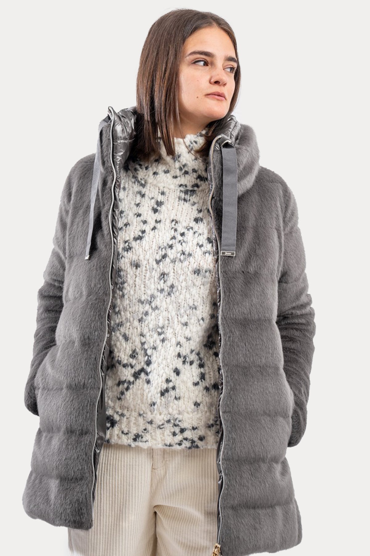 Herno Regular Fit Dik Yaka Peluş Puffer Mont