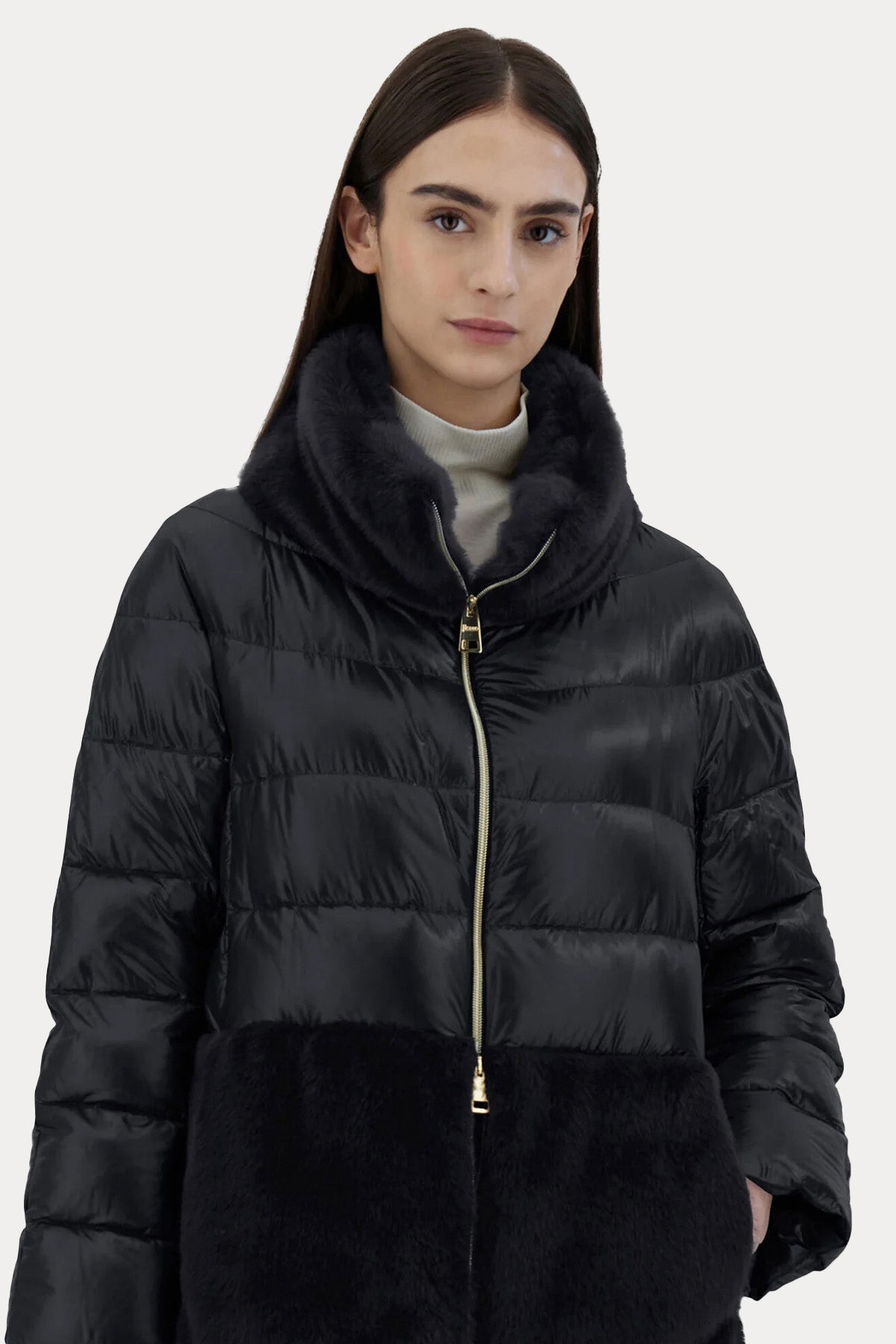 Herno Kürk Detaylı Dik Yaka Puffer Mont