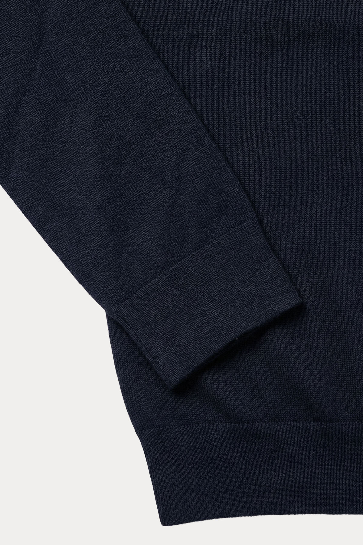 Fradi Slim Fit Yuvarlak Yaka İnce Örgü Yün Triko